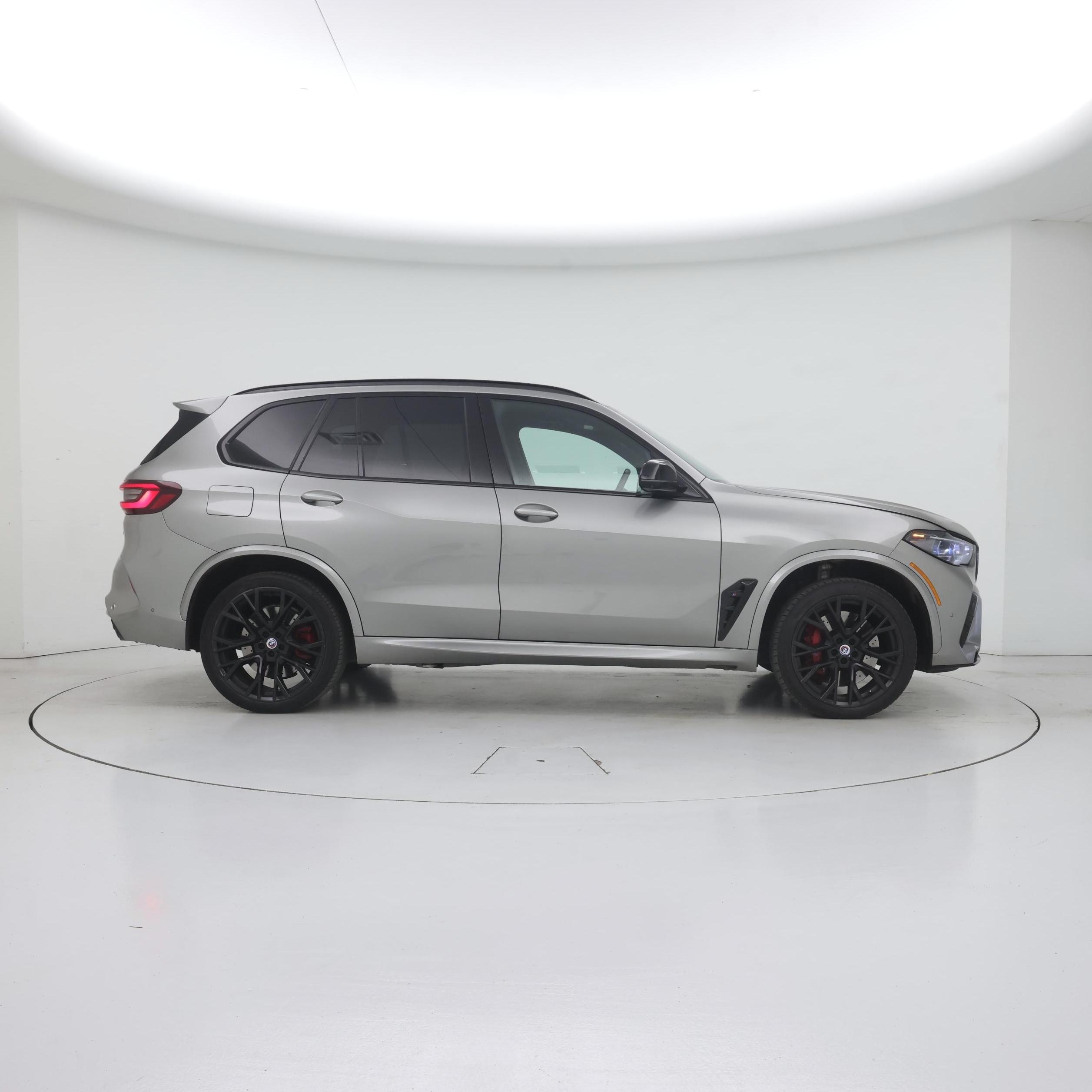 Thumbnail: 2023 BMW X5 - 7