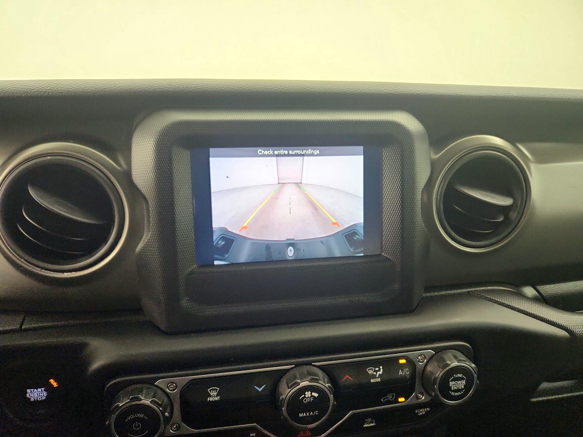 Thumbnail: 2023 Jeep Gladiator - 14