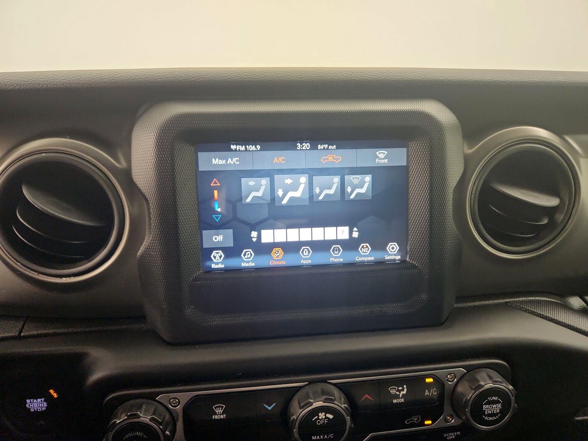 Thumbnail: 2023 Jeep Gladiator - 16