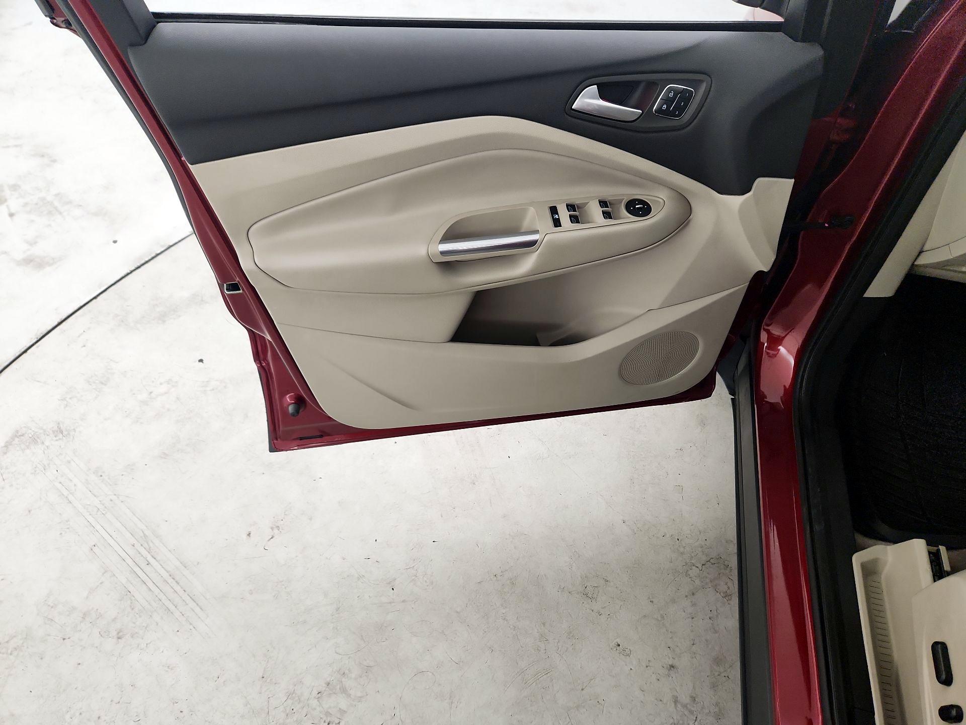 Thumbnail: 2014 Ford Escape - 12