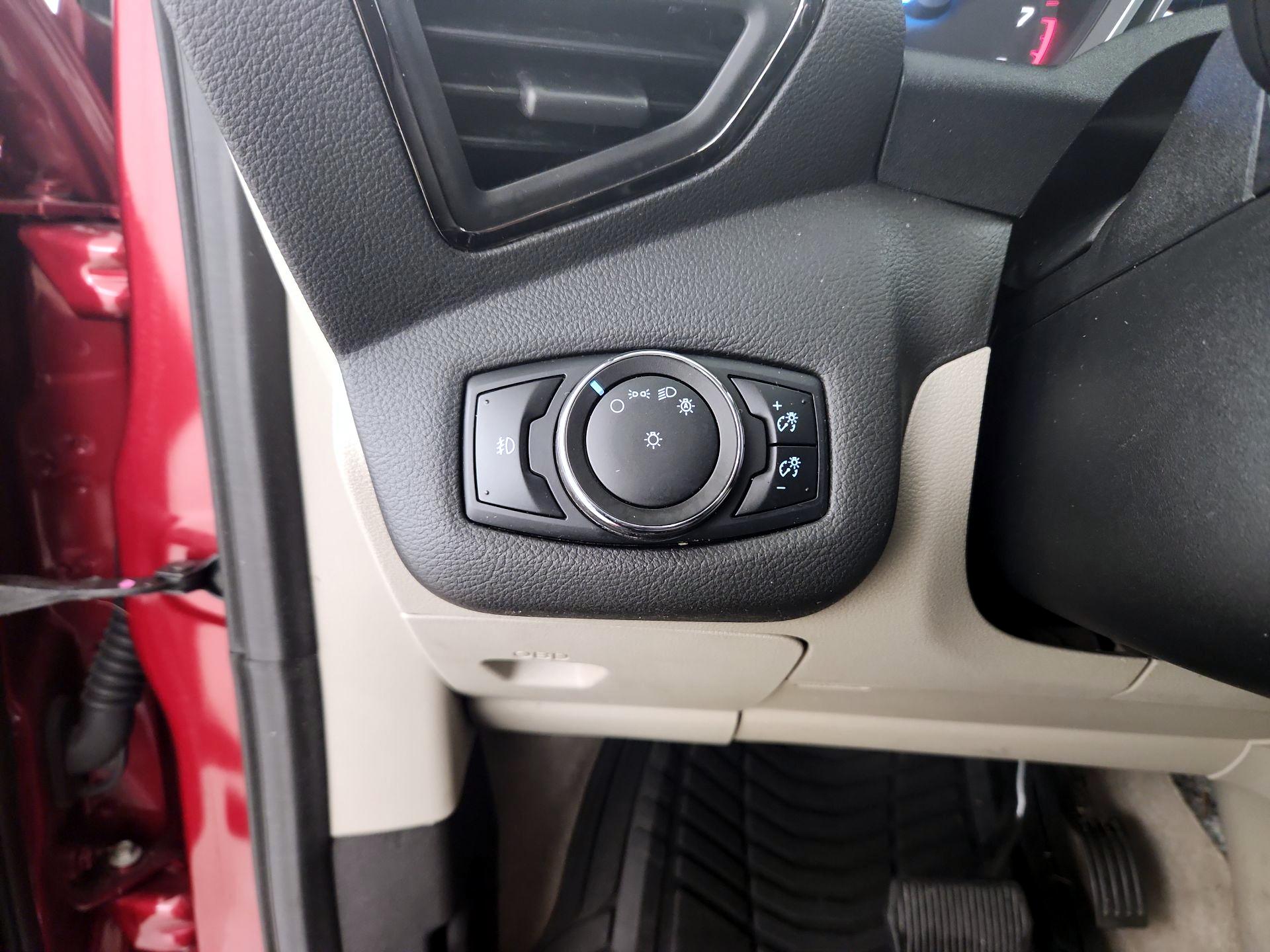 Thumbnail: 2014 Ford Escape - 13