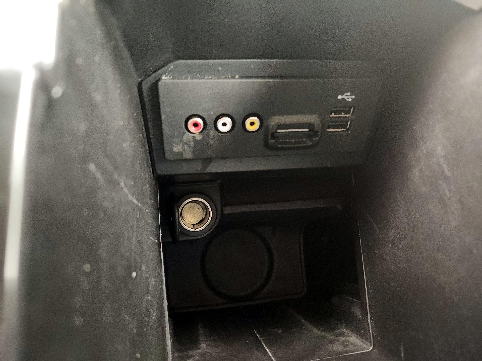 Thumbnail: 2014 Ford Escape - 19