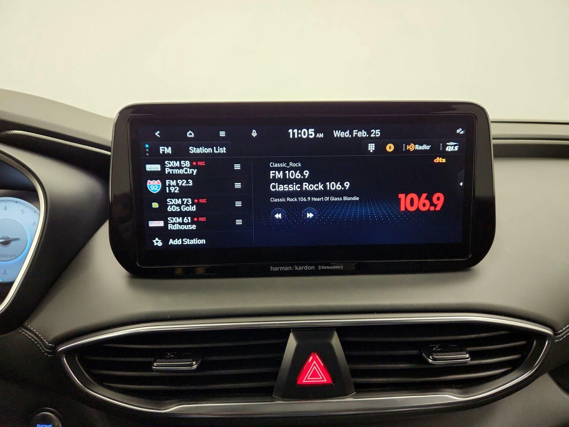 Thumbnail: 2023 Hyundai Santa Fe - 16