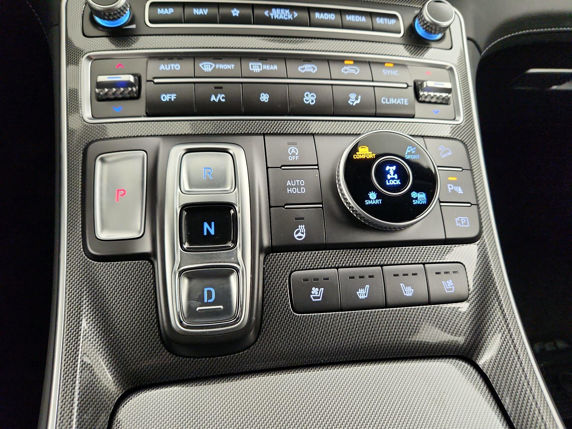 Thumbnail: 2023 Hyundai Santa Fe - 18