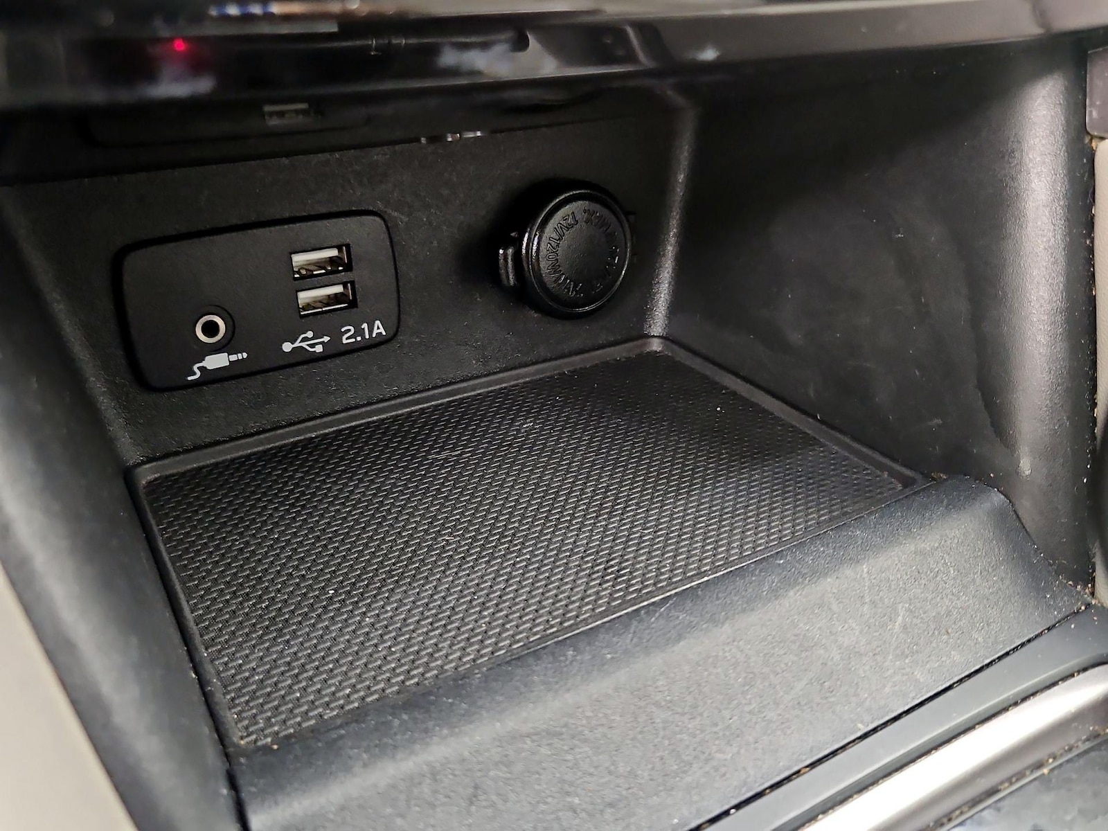 2021 Subaru Forester Limited - Photo 17