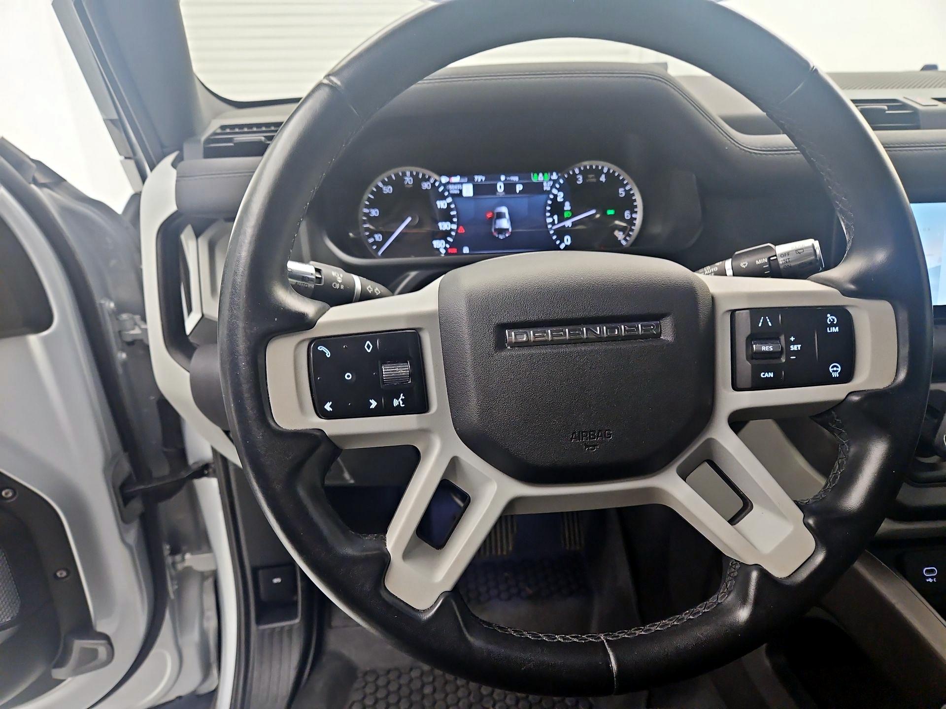 Thumbnail: 2022 Land Rover Defender - 10