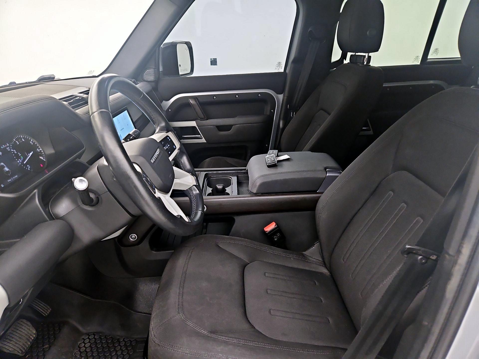 Thumbnail: 2022 Land Rover Defender - 11