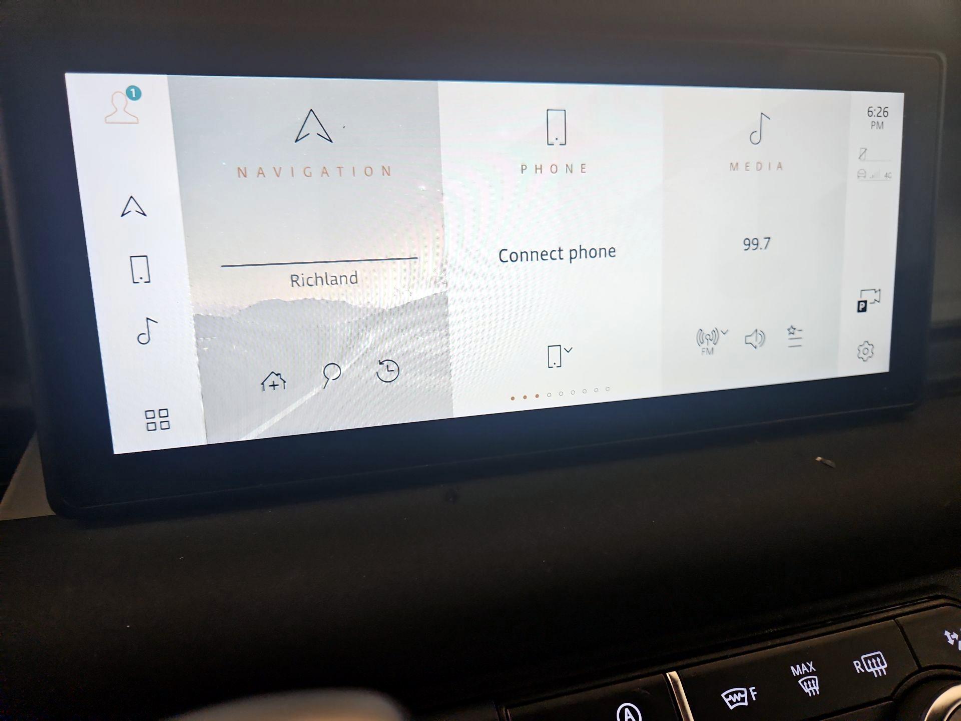 Thumbnail: 2022 Land Rover Defender - 15