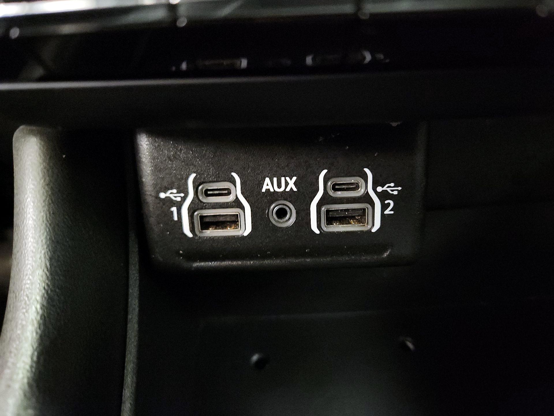 Thumbnail: 2023 Dodge Durango - 19