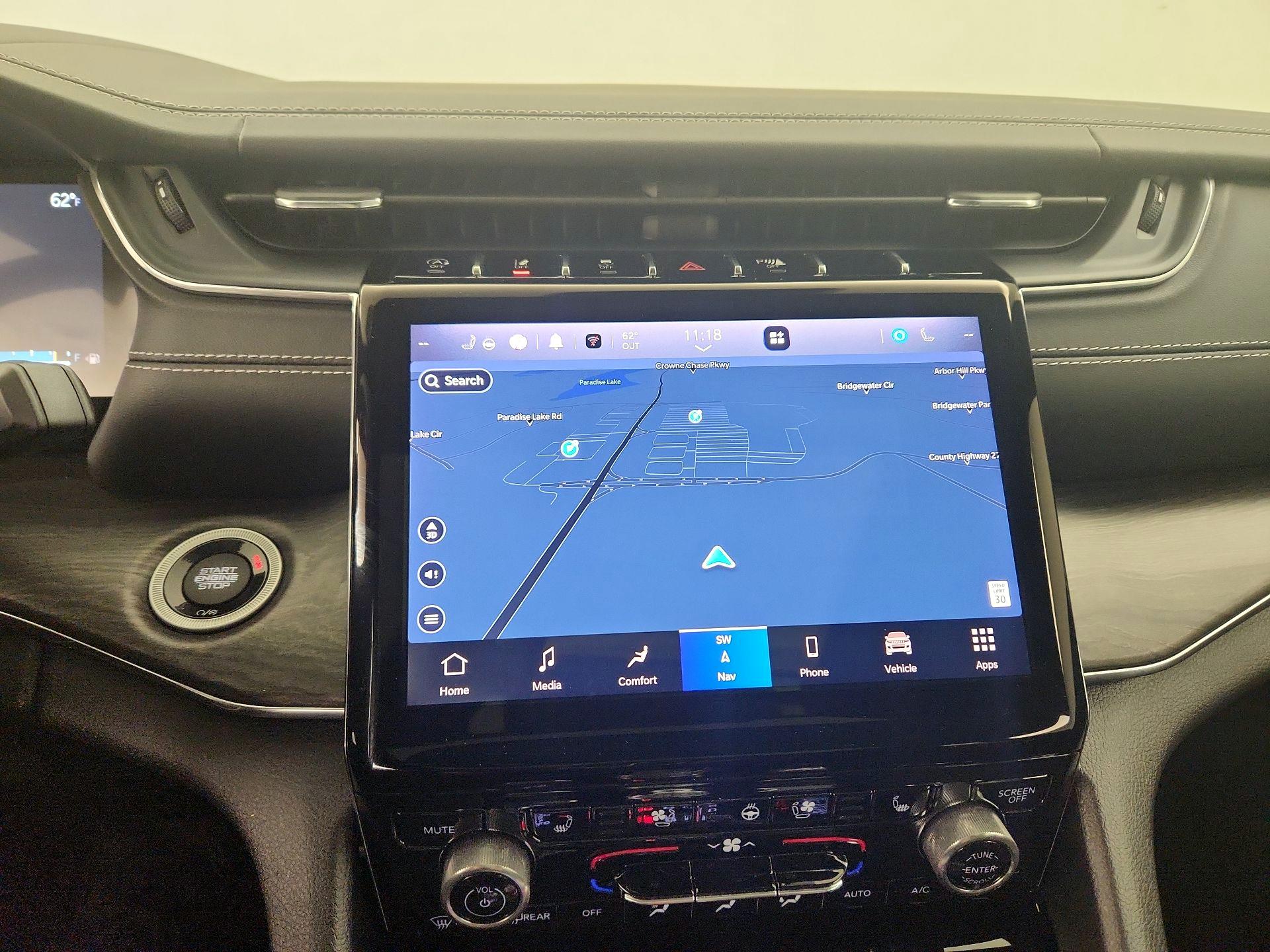 Thumbnail: 2023 Jeep Grand Cherokee - 14