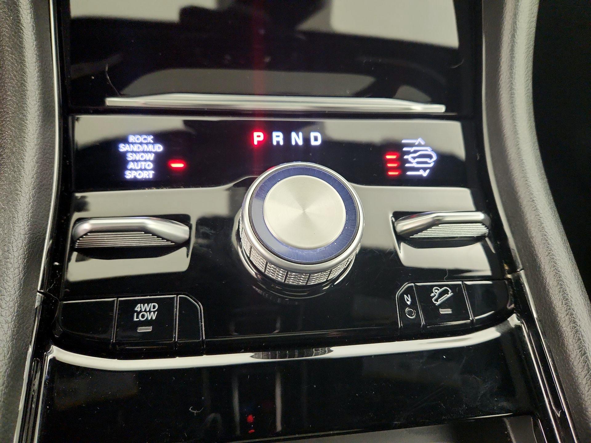 Thumbnail: 2023 Jeep Grand Cherokee - 18