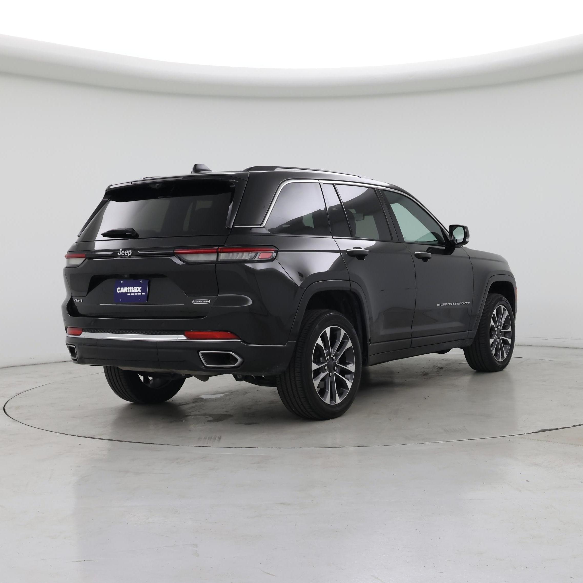 Thumbnail: 2023 Jeep Grand Cherokee - 8