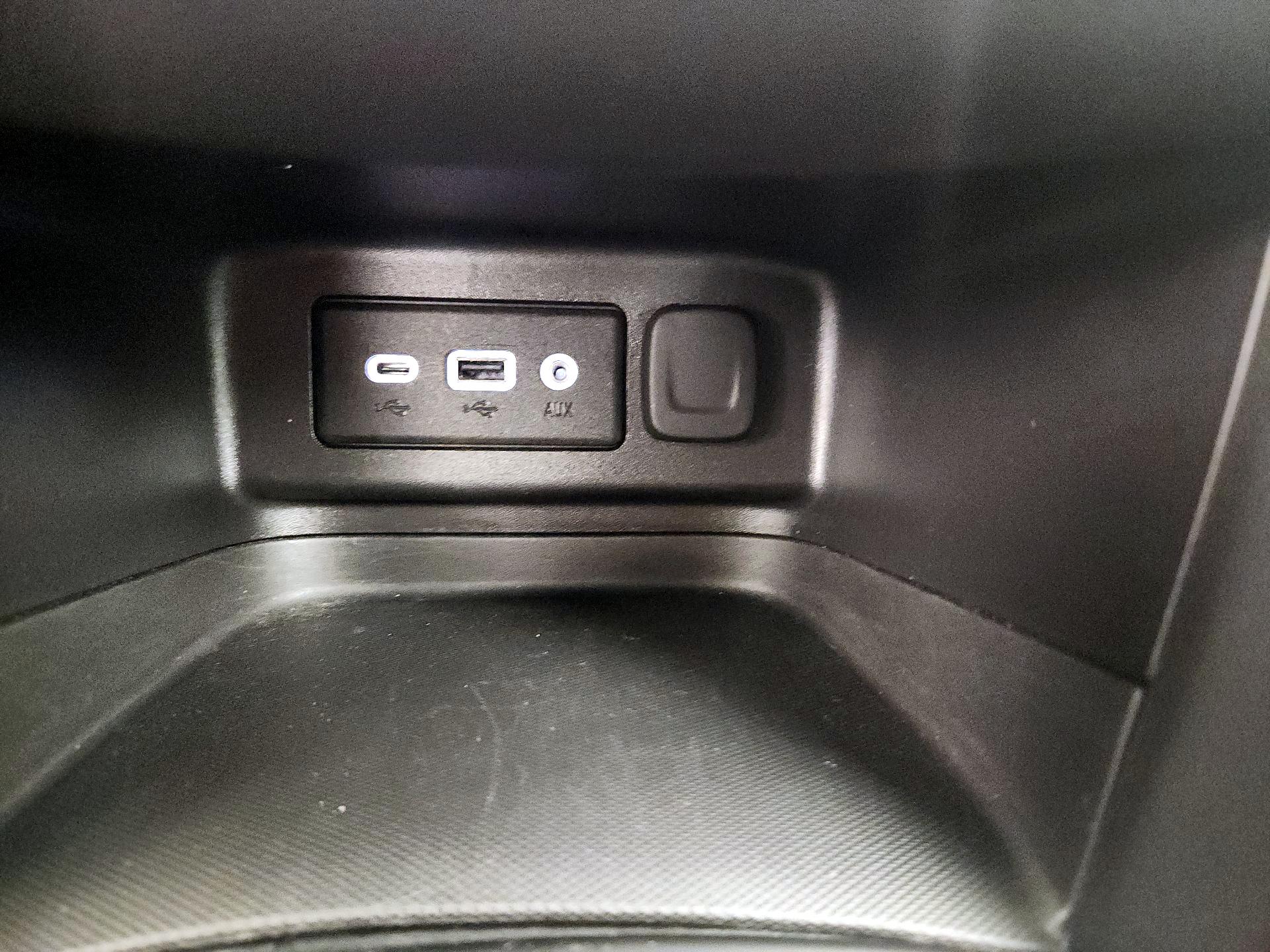 Thumbnail: 2024 Chevrolet Equinox - 18