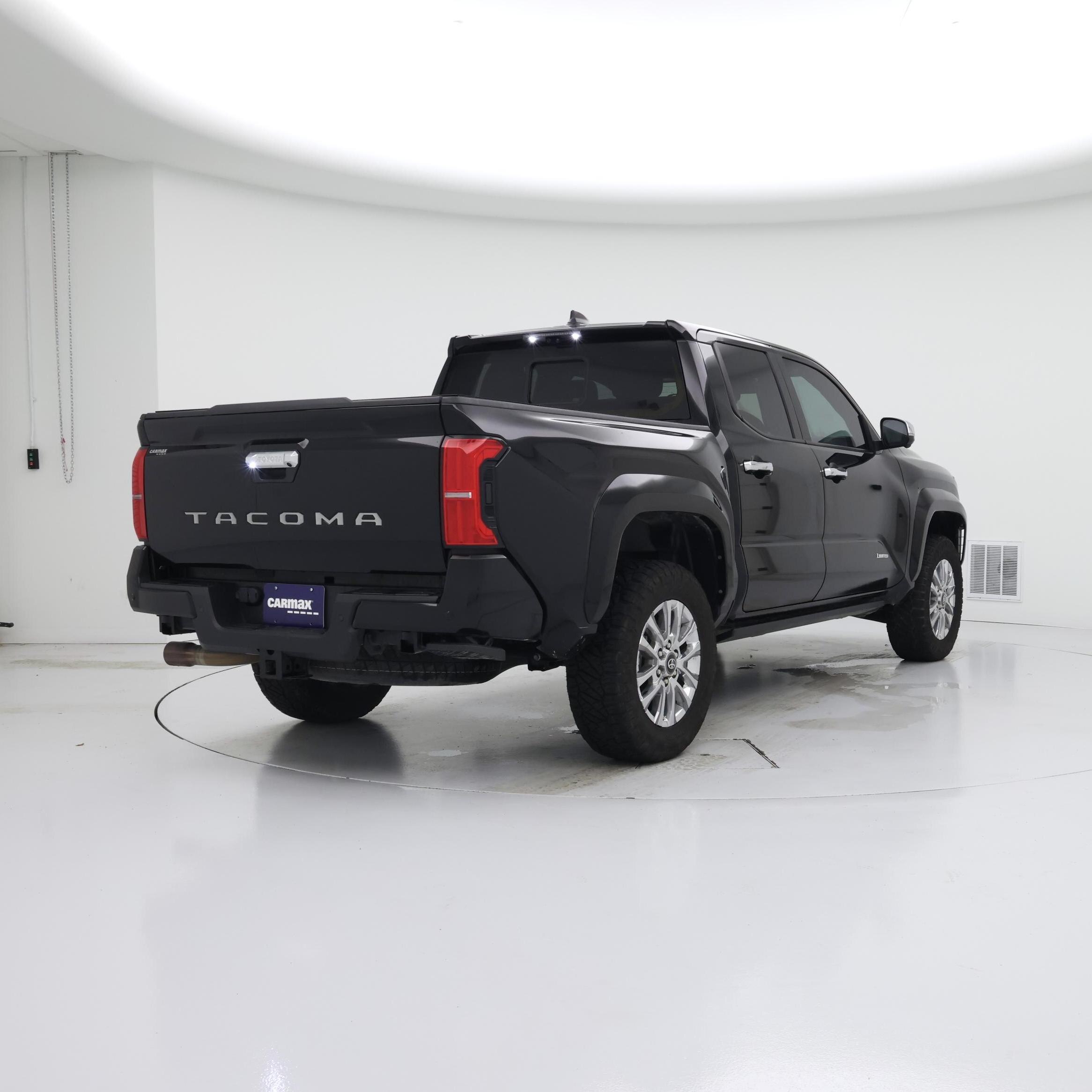 Thumbnail: 2024 Toyota Tacoma - 8