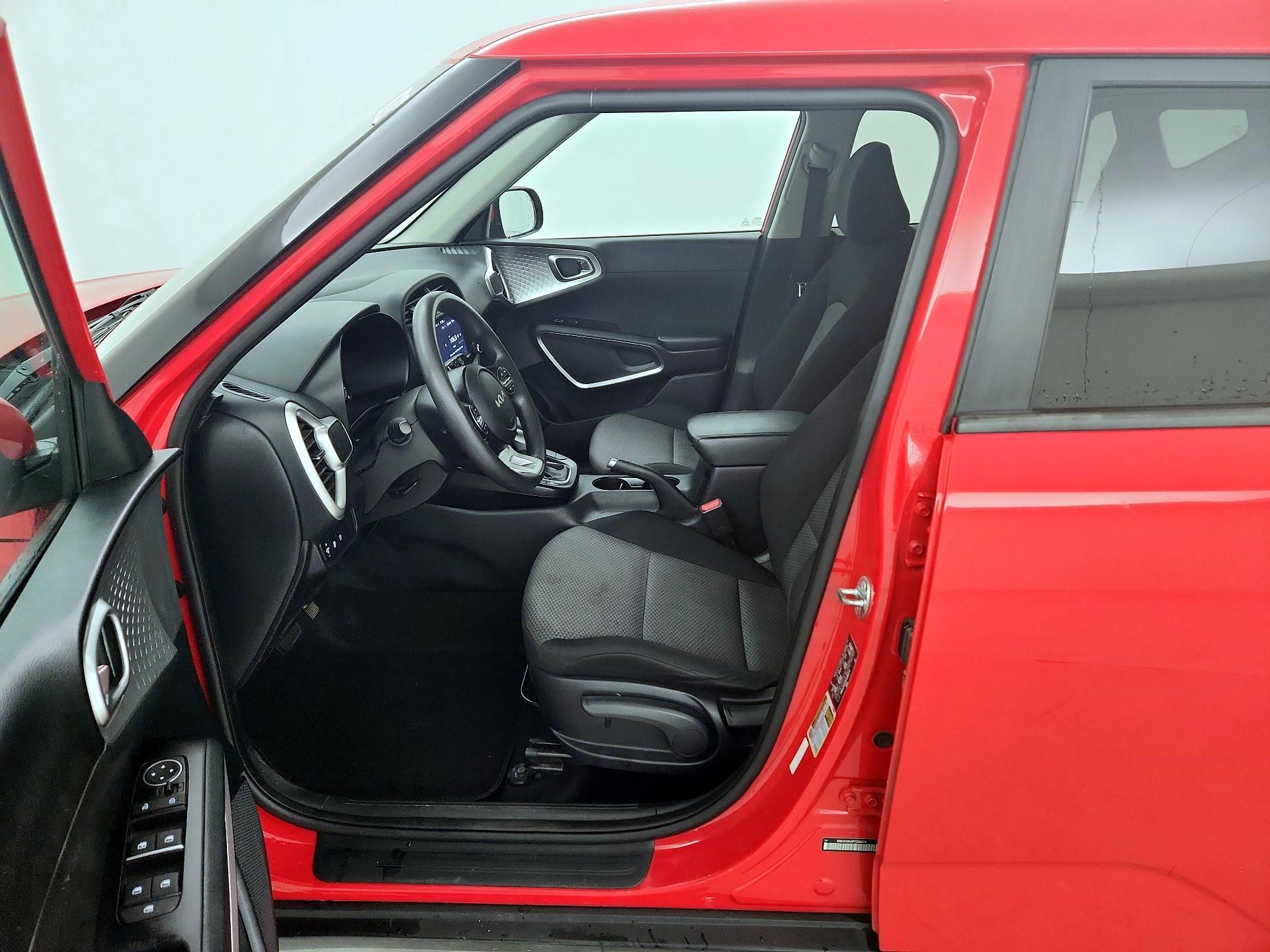 Thumbnail: 2023 Kia Soul - 11