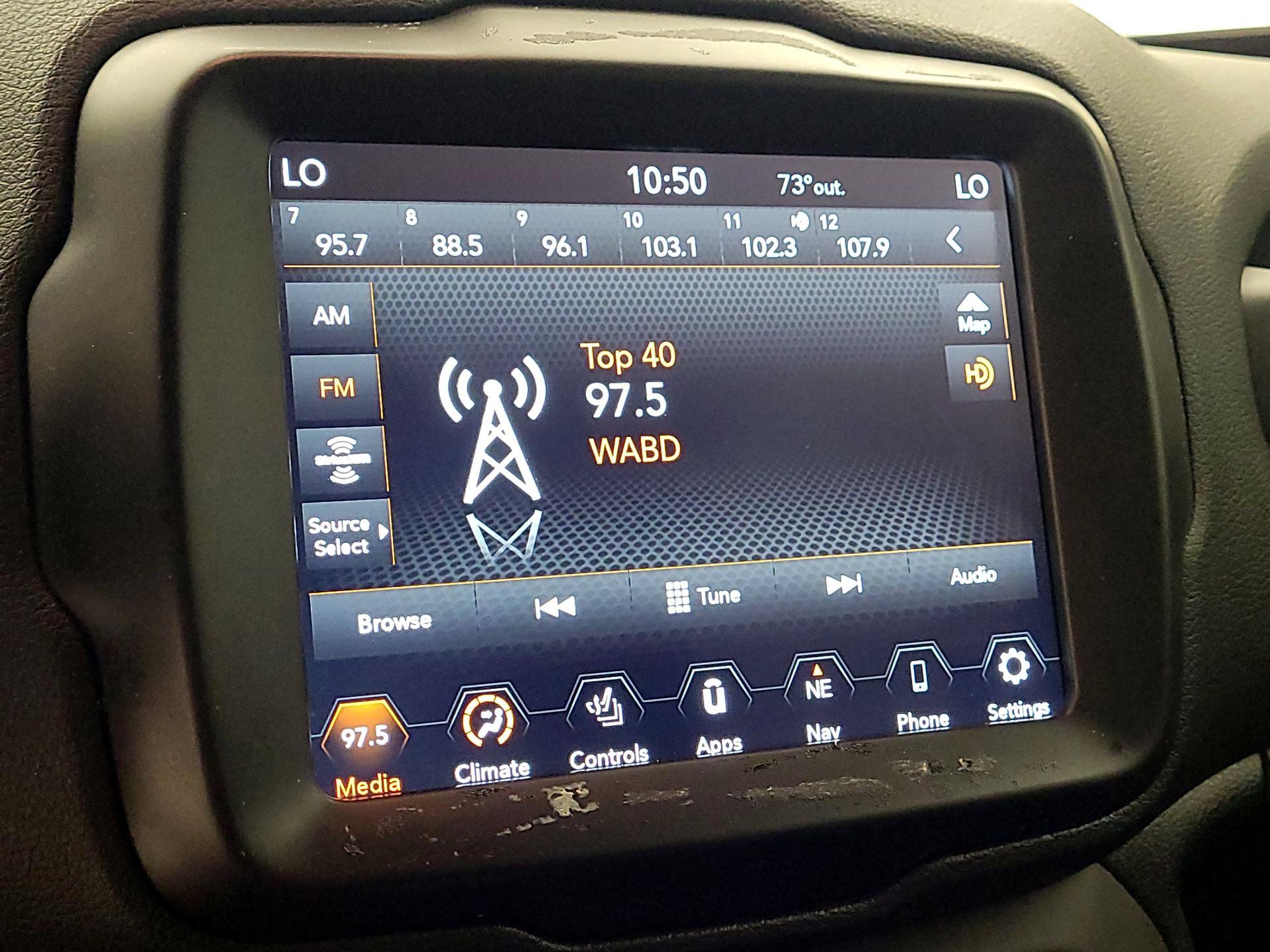 Thumbnail: 2021 Jeep Renegade - 15