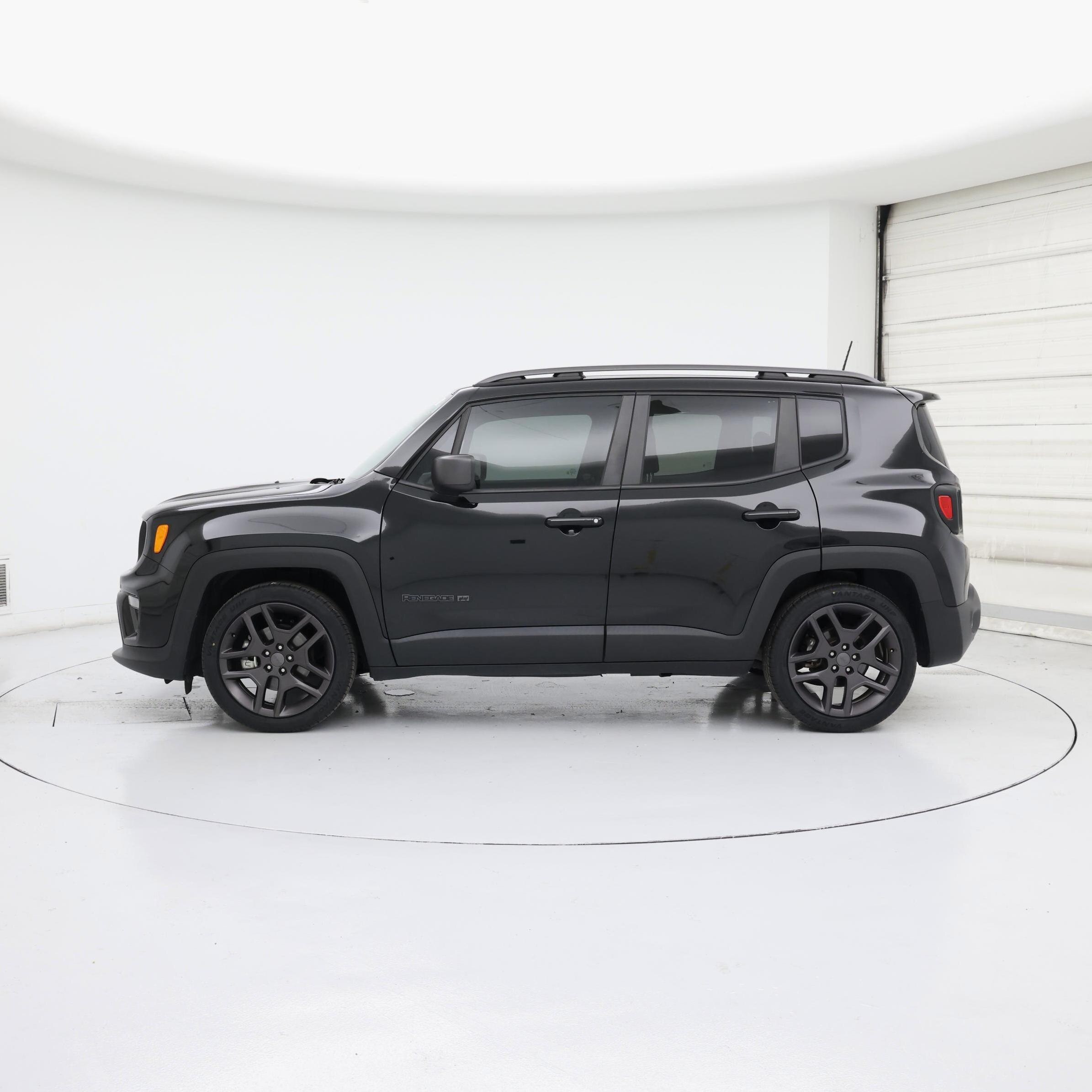 Thumbnail: 2021 Jeep Renegade - 3