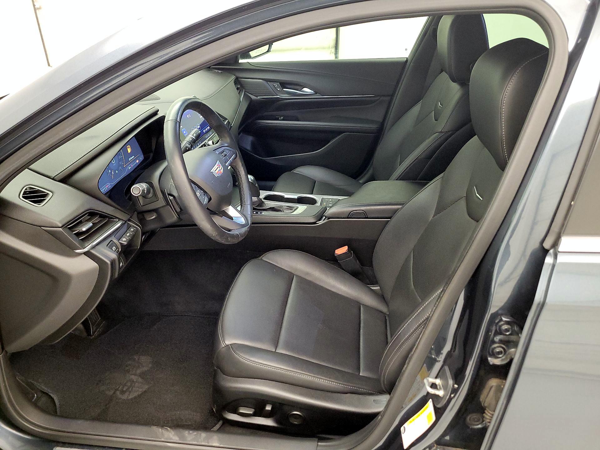 Thumbnail: 2021 Cadillac CT4 - 11