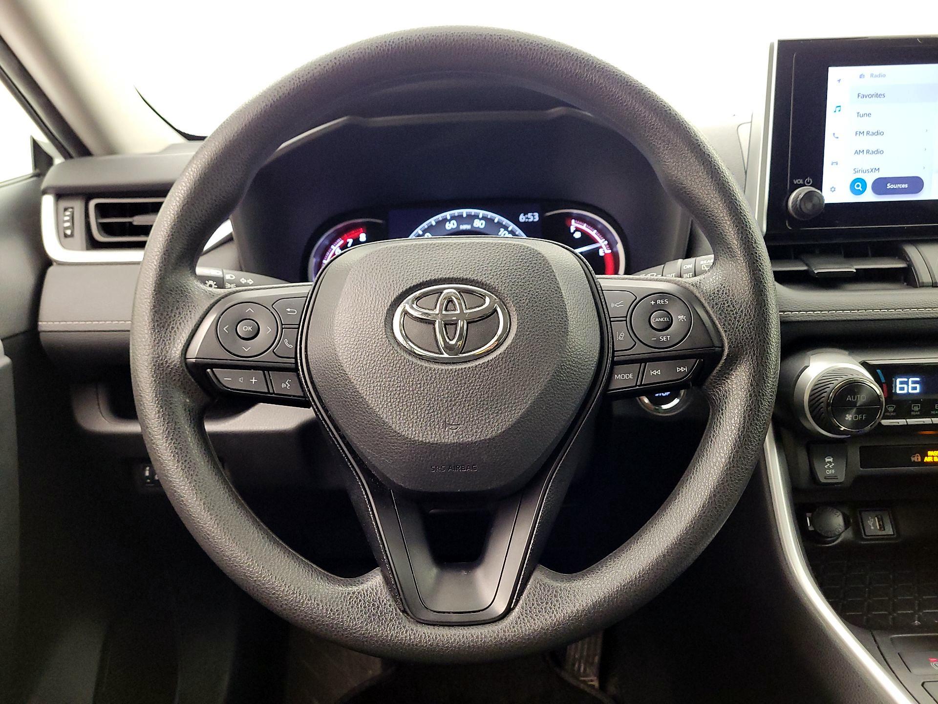 Thumbnail: 2024 Toyota RAV4 - 10