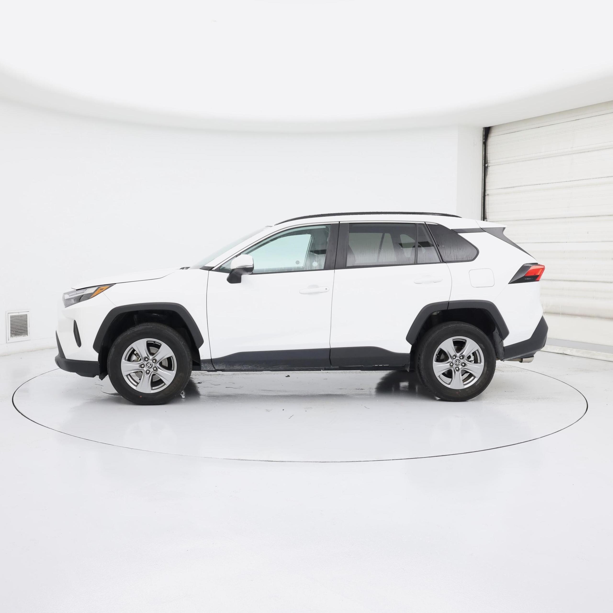 Thumbnail: 2024 Toyota RAV4 - 3