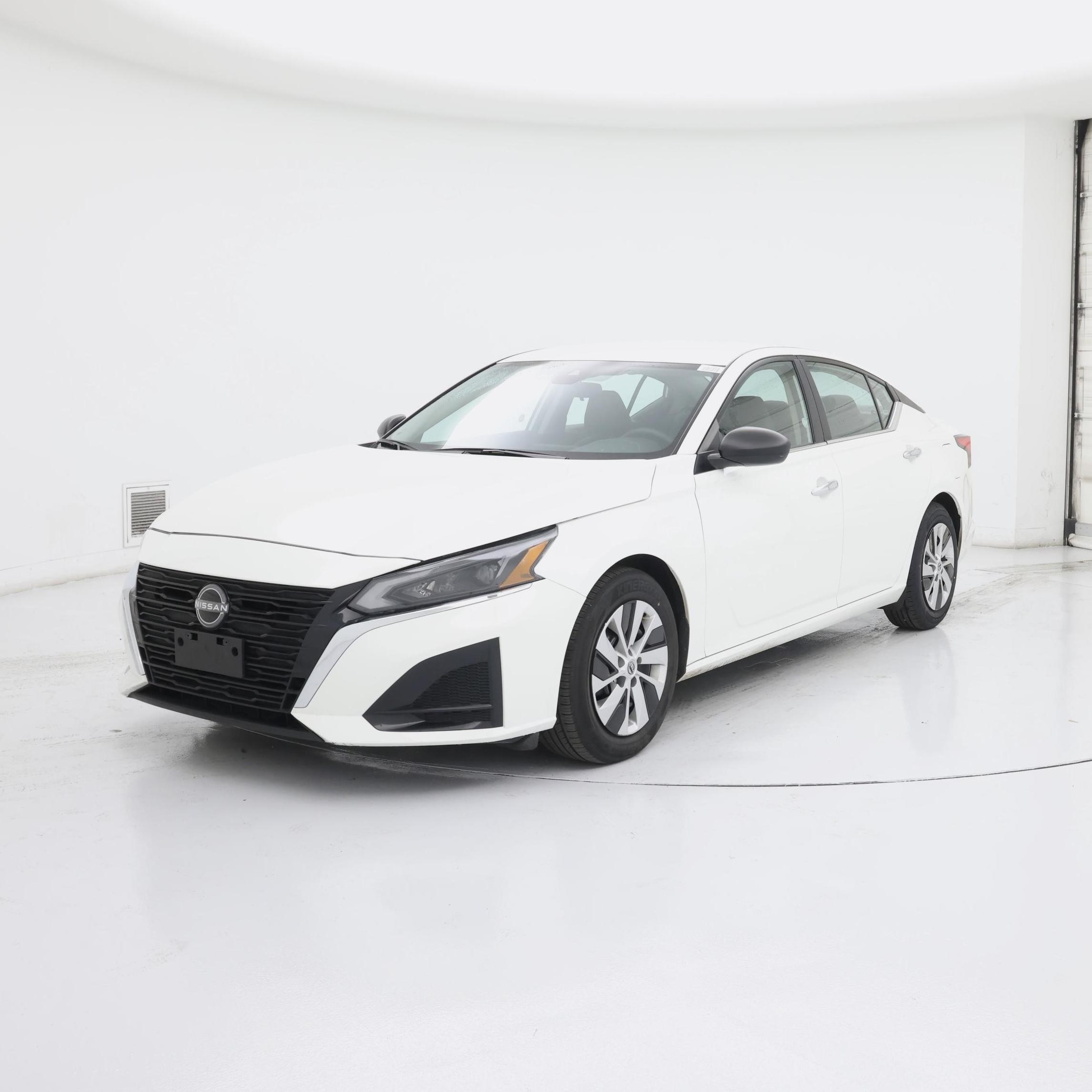 Thumbnail: 2024 Nissan Altima - 4