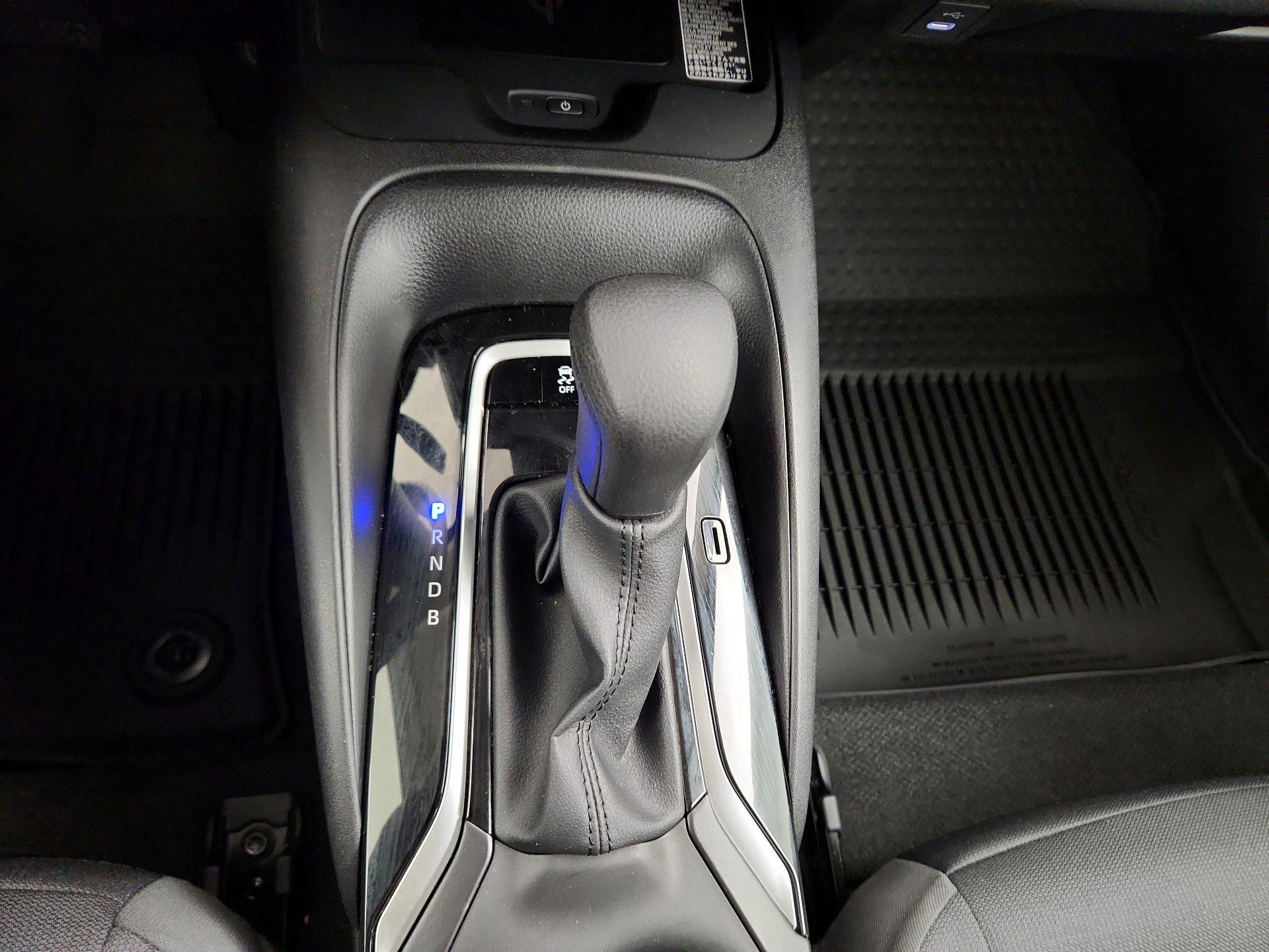 Thumbnail: 2025 Toyota Corolla - 17