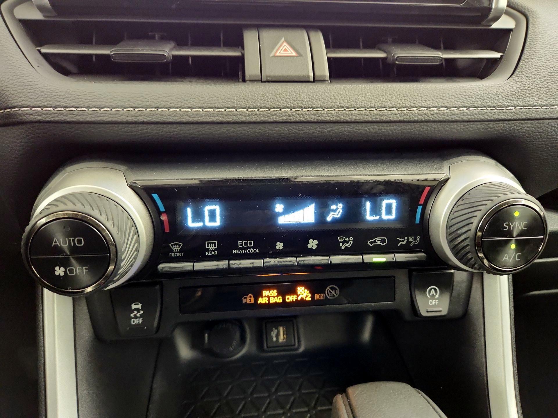 Thumbnail: 2024 Toyota RAV4 - 14