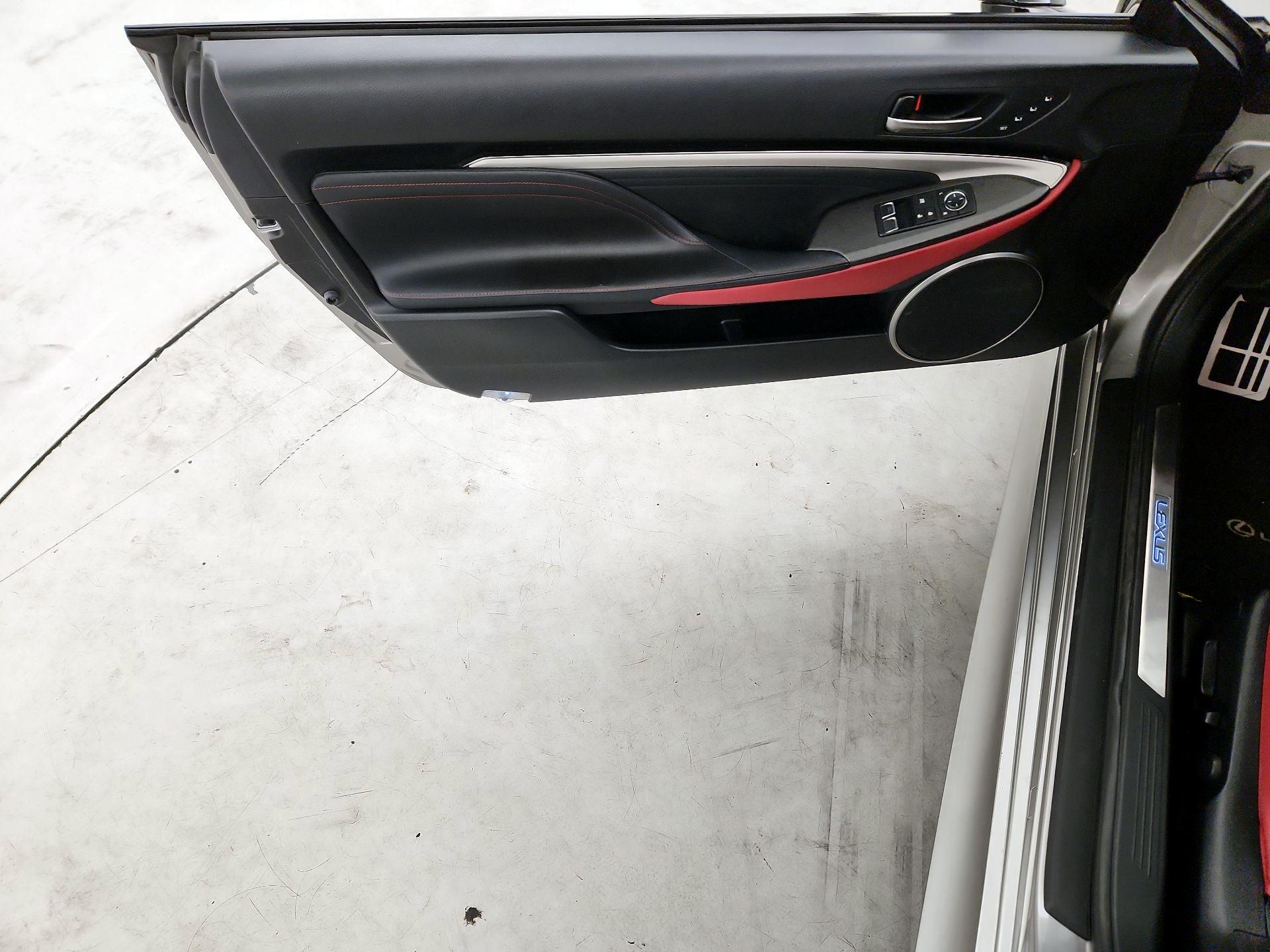 Thumbnail: 2021 Lexus RC - 12