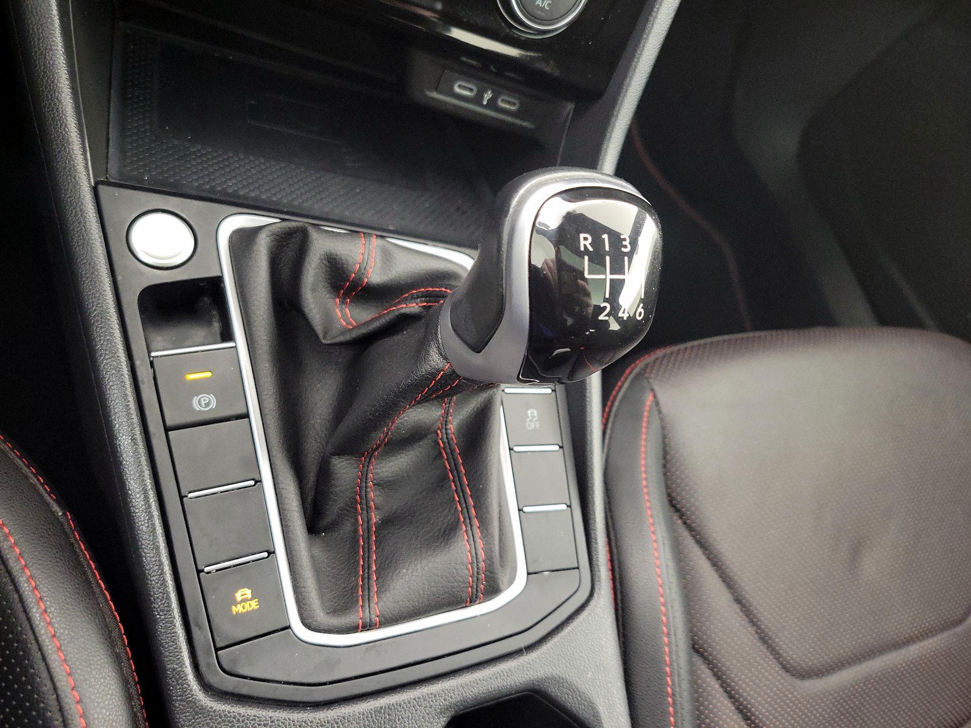 Thumbnail: 2024 Volkswagen Jetta - 17