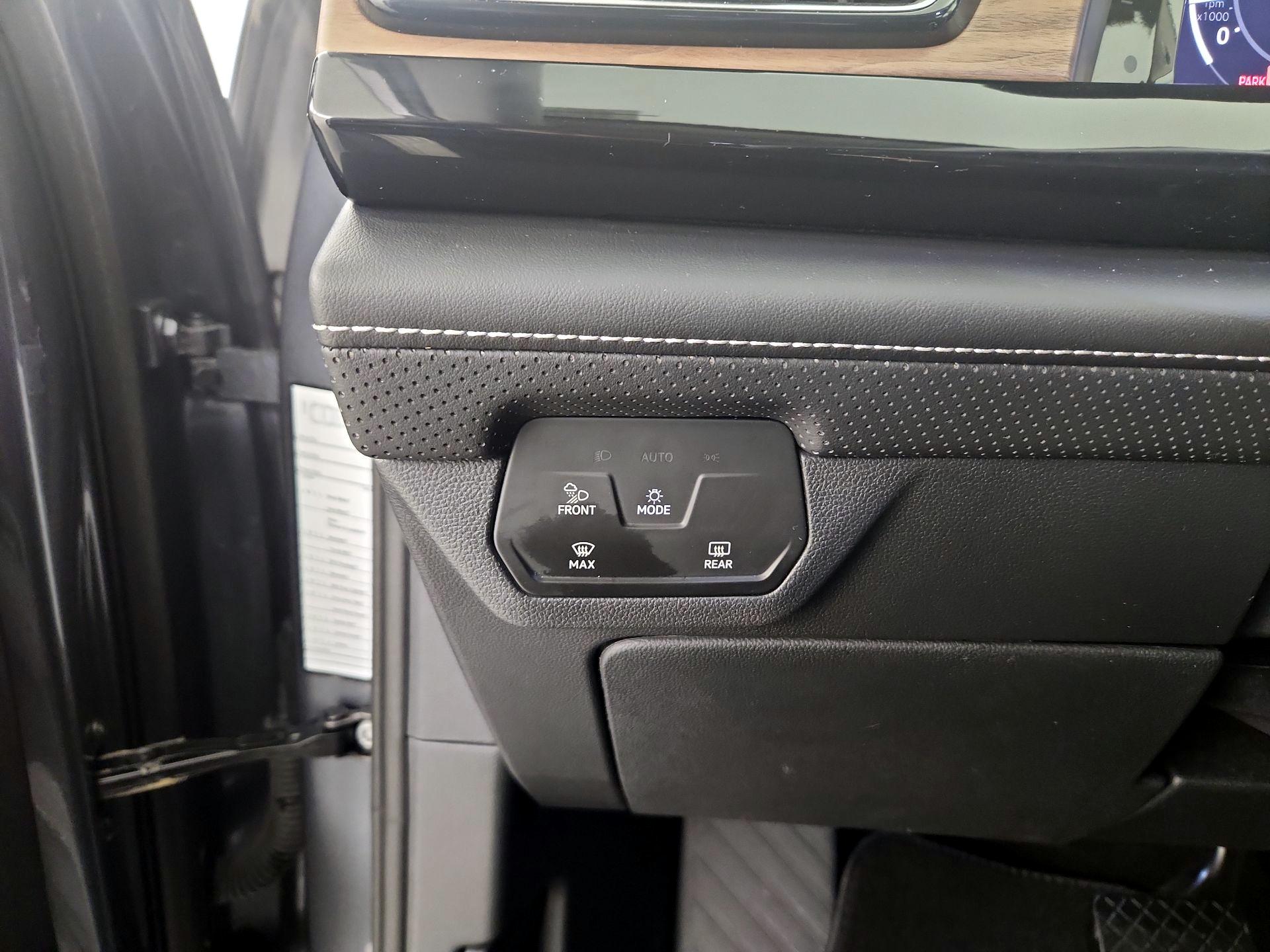 Thumbnail: 2024 Volkswagen Atlas - 13