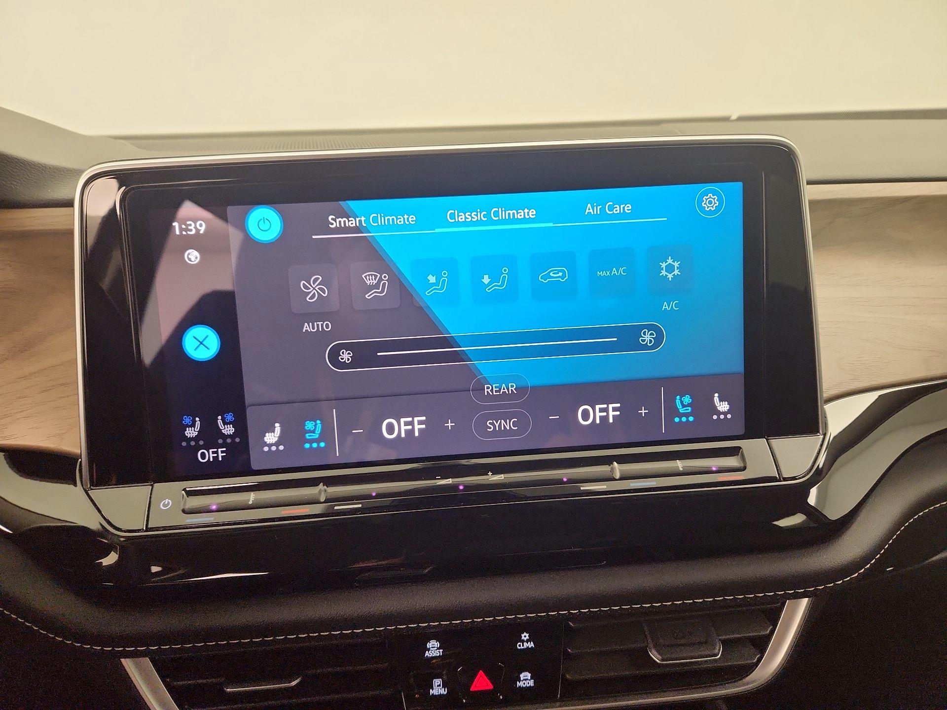 Thumbnail: 2024 Volkswagen Atlas - 16