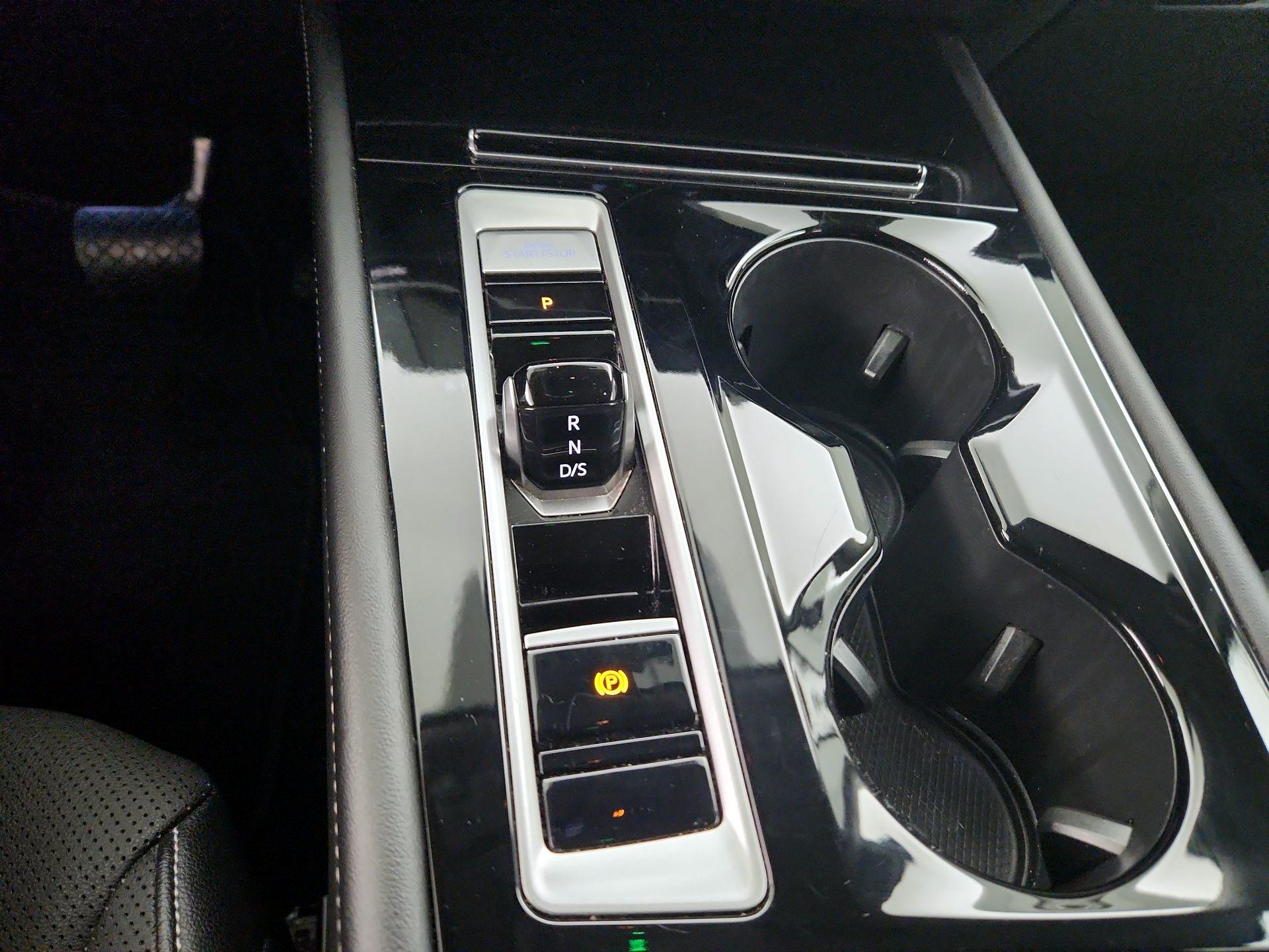 Thumbnail: 2024 Volkswagen Atlas - 17