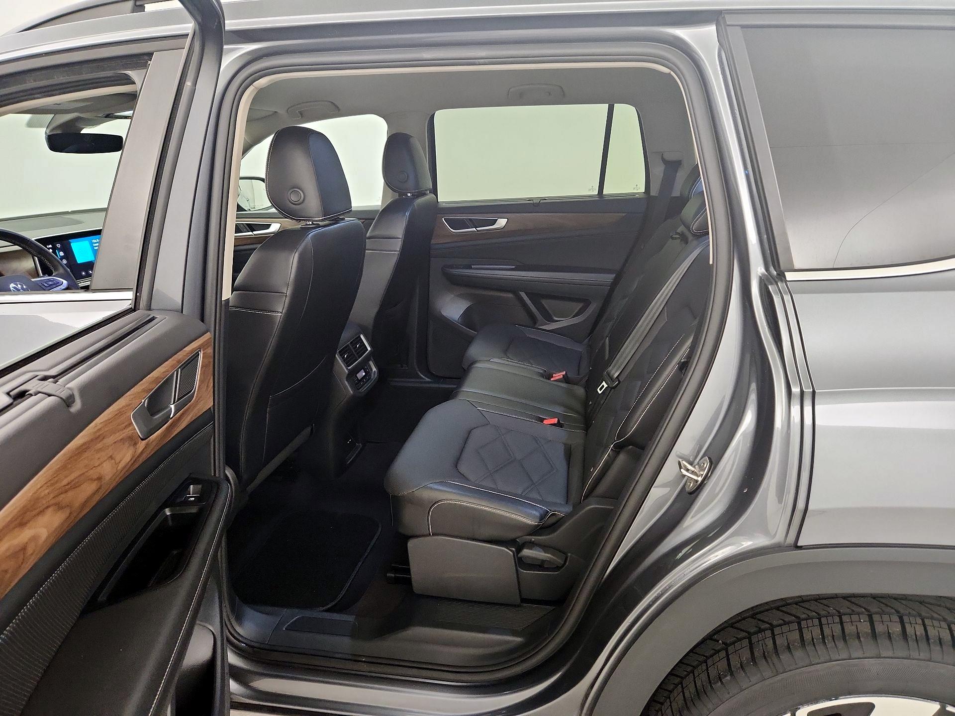 Thumbnail: 2024 Volkswagen Atlas - 19