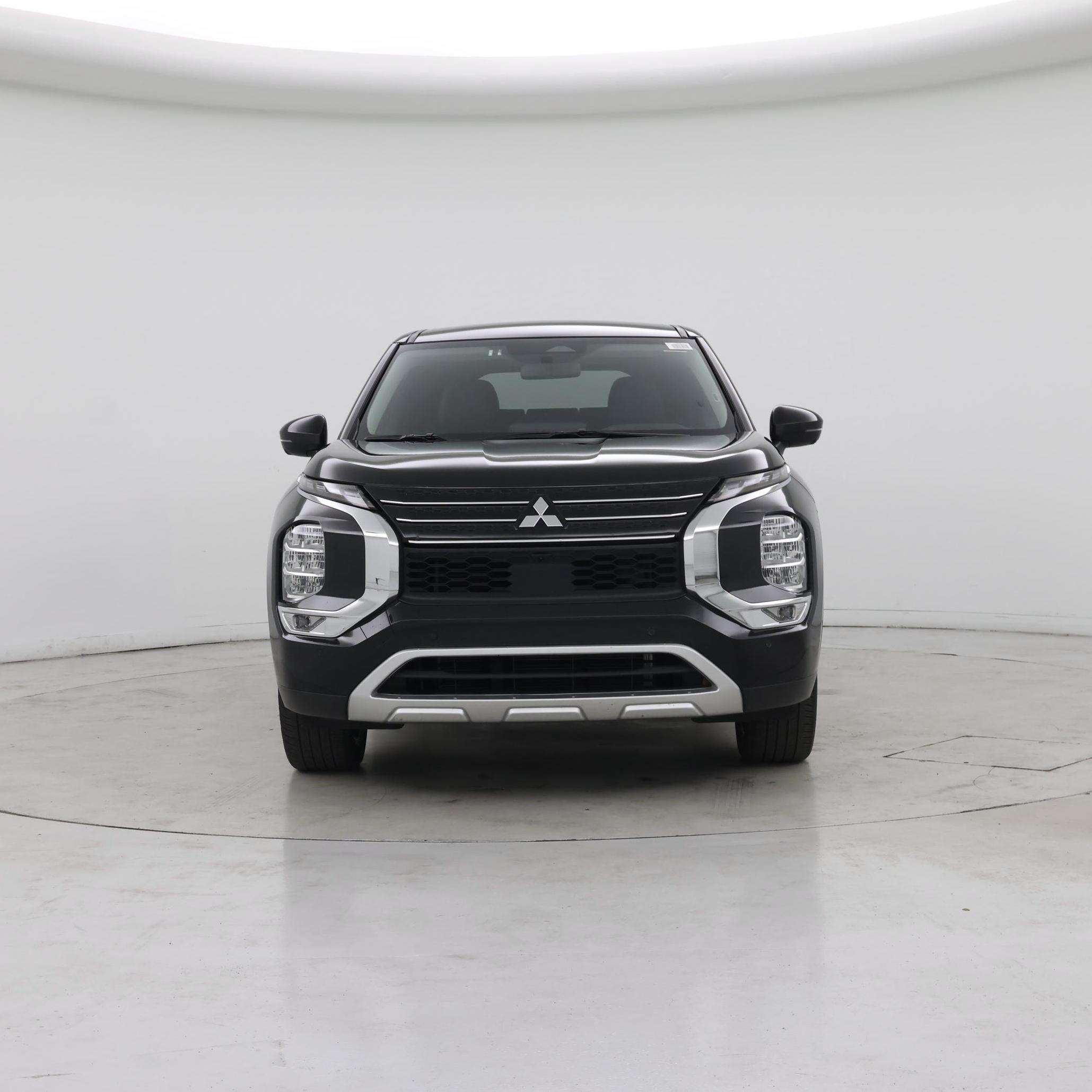 Thumbnail: 2024 Mitsubishi Outlander - 5