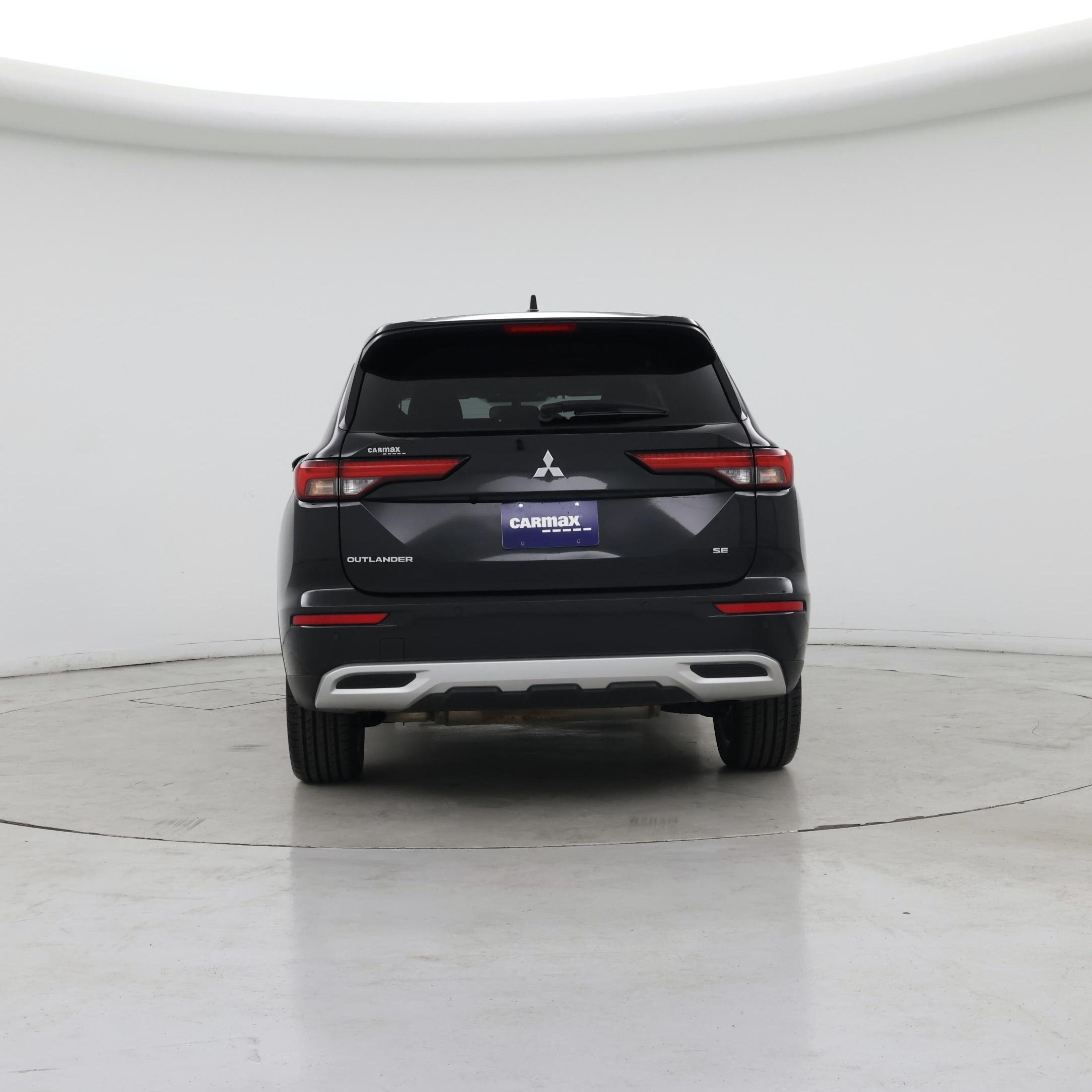 Thumbnail: 2024 Mitsubishi Outlander - 6