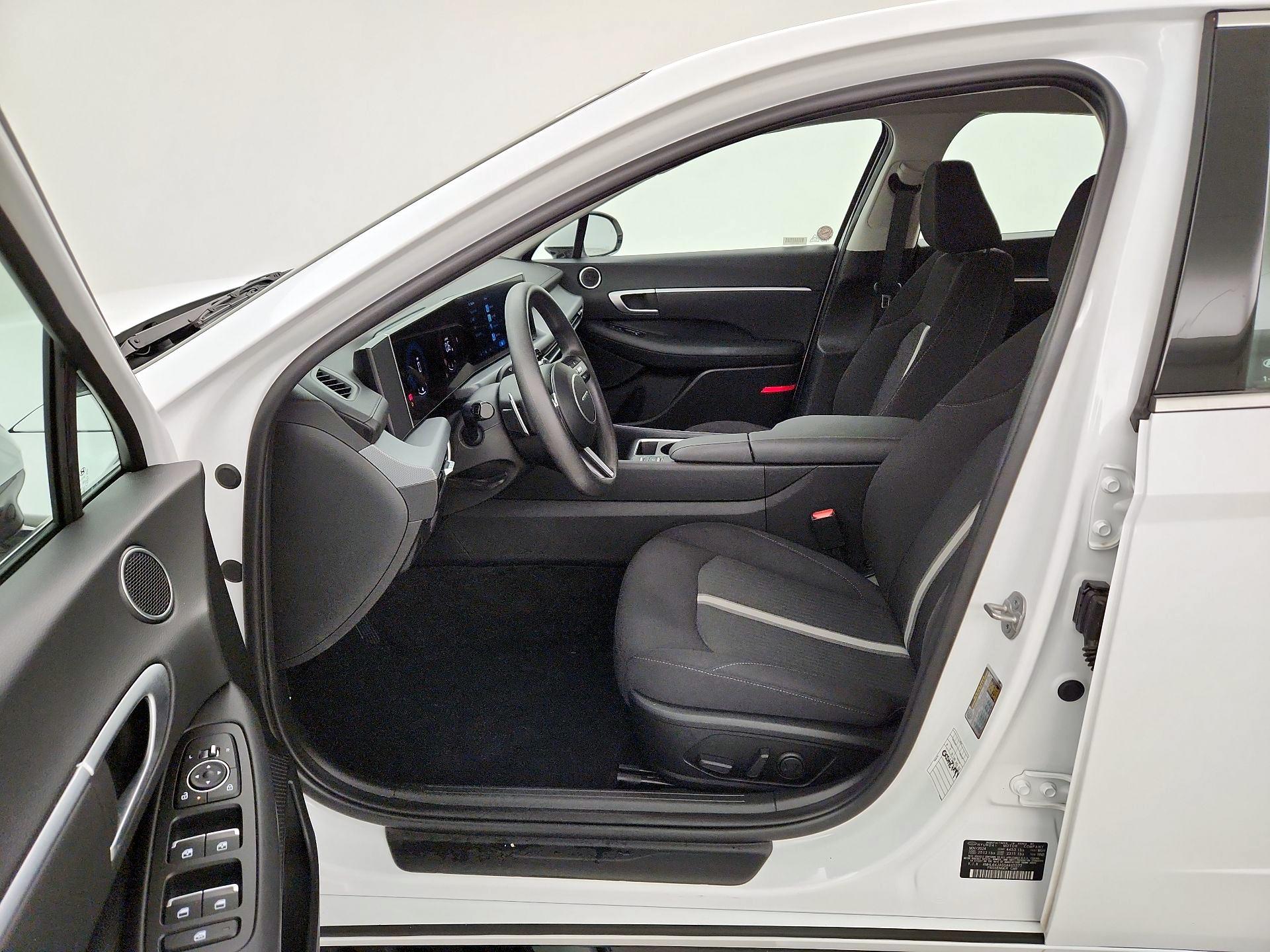 Thumbnail: 2025 Hyundai Sonata - 9