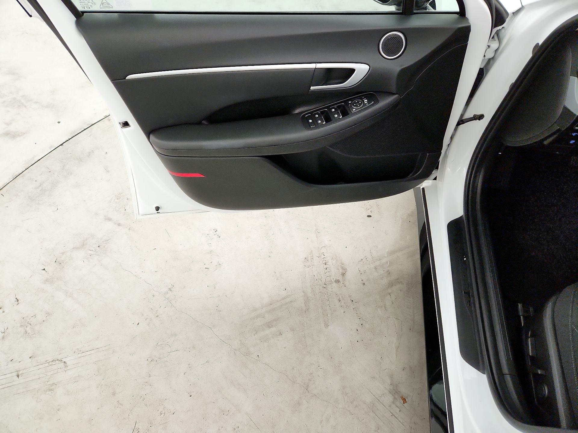 Thumbnail: 2025 Hyundai Sonata - 10