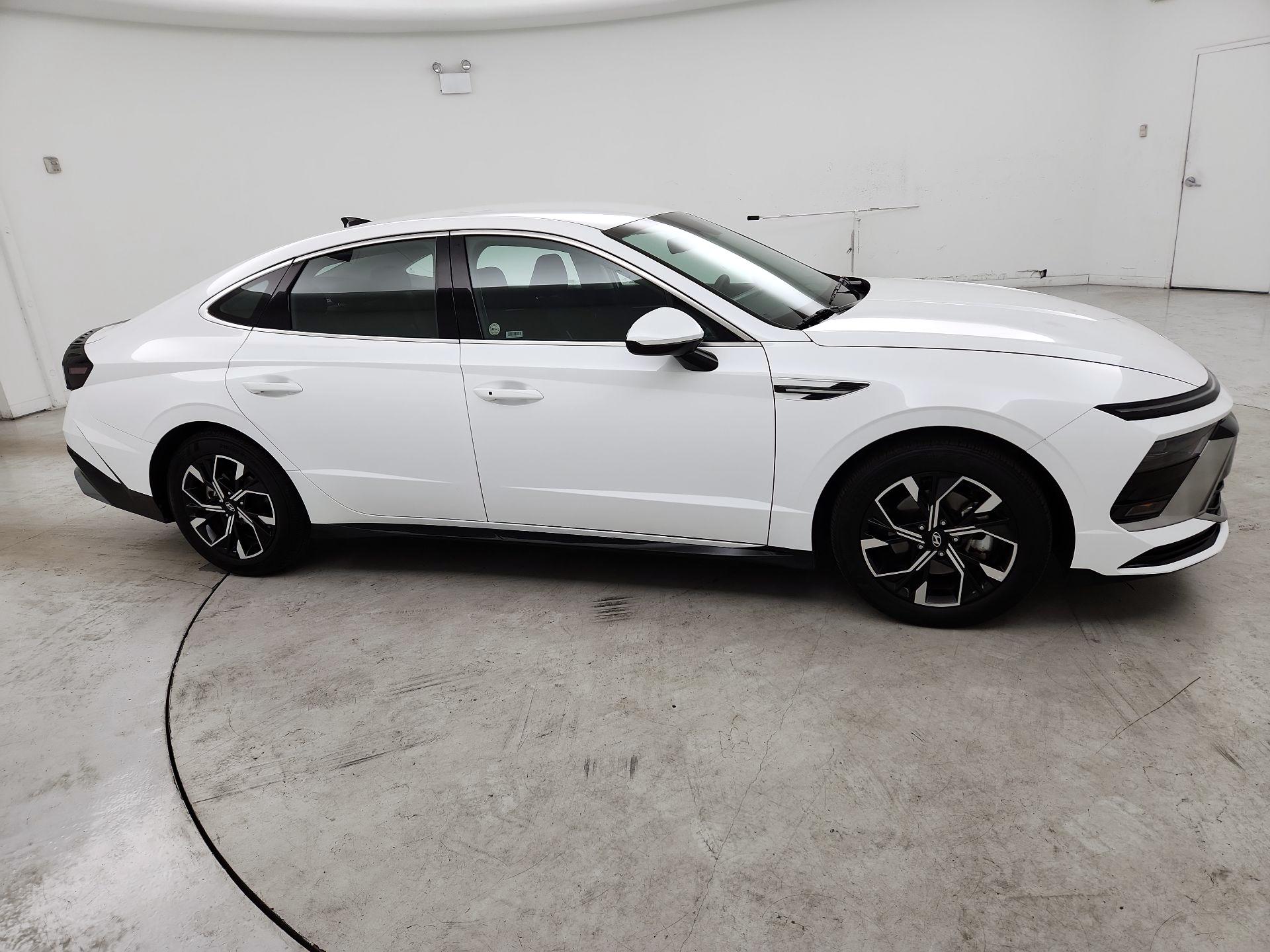 Thumbnail: 2025 Hyundai Sonata - 4