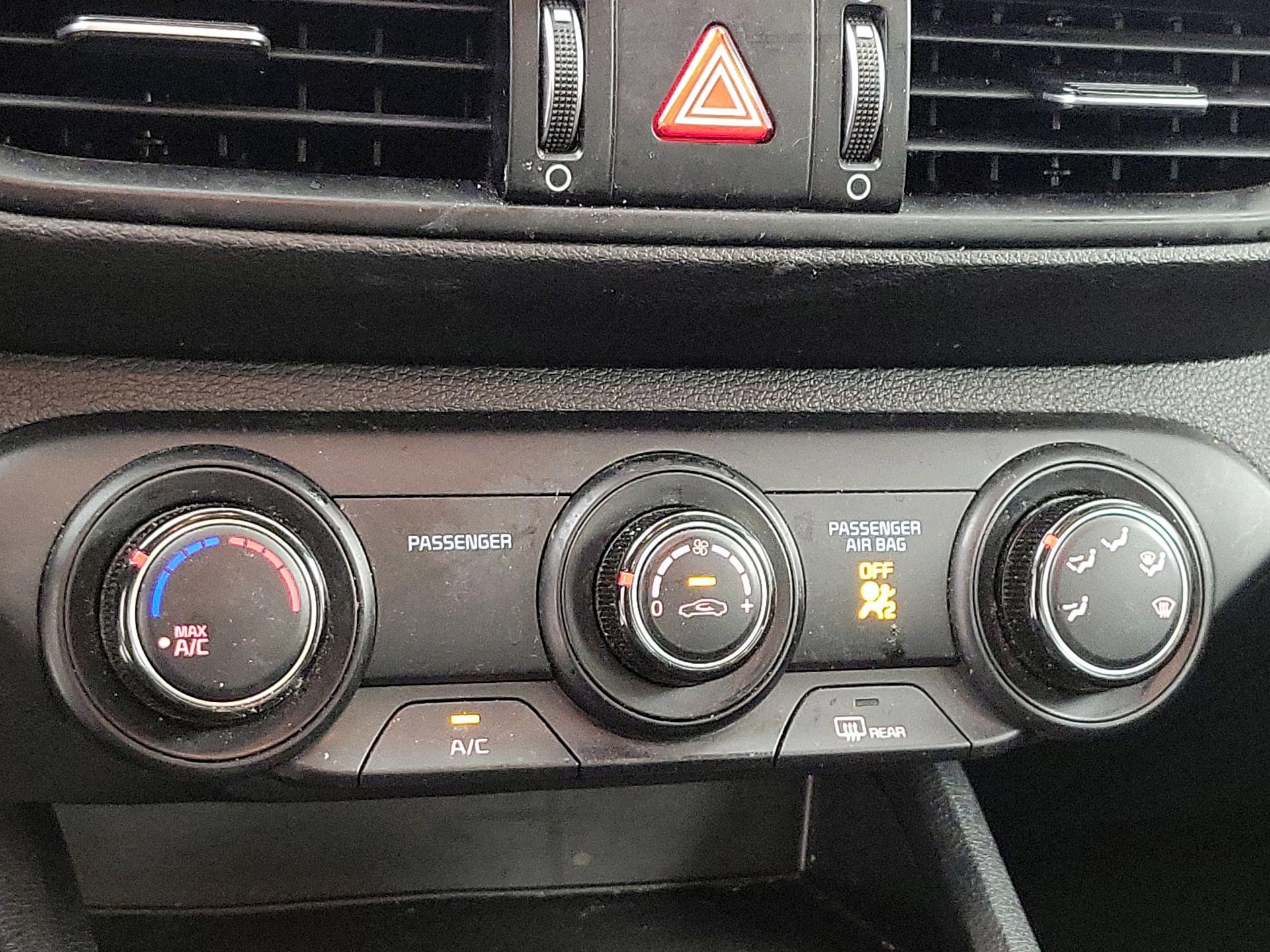 Thumbnail: 2024 Kia Forte - 16