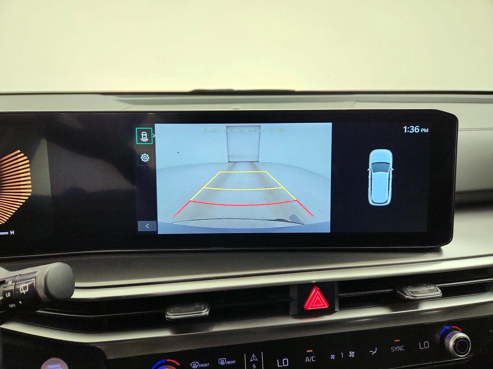 Thumbnail: 2024 Kia Sorento - 15