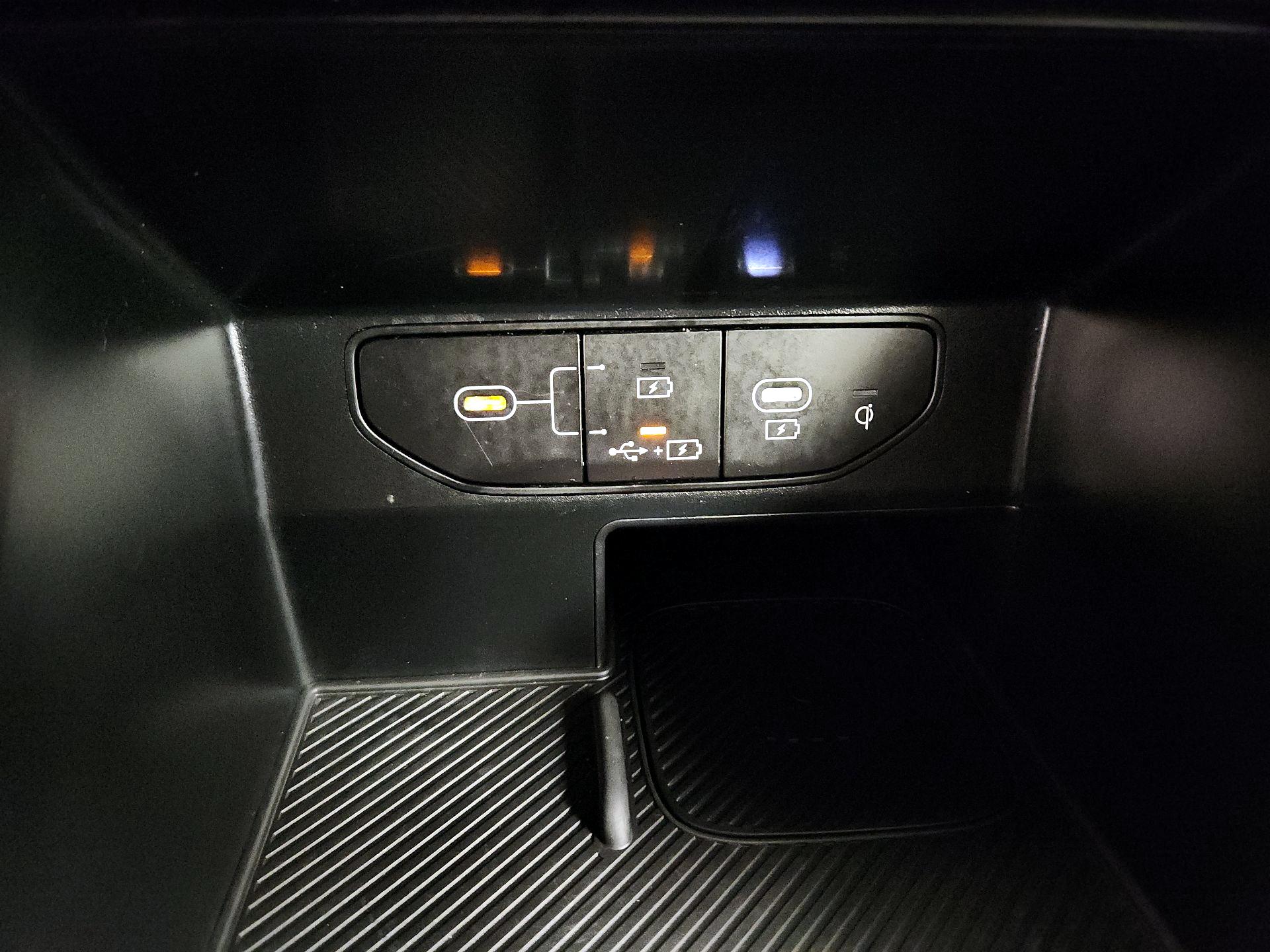 Thumbnail: 2024 Kia Sorento - 19