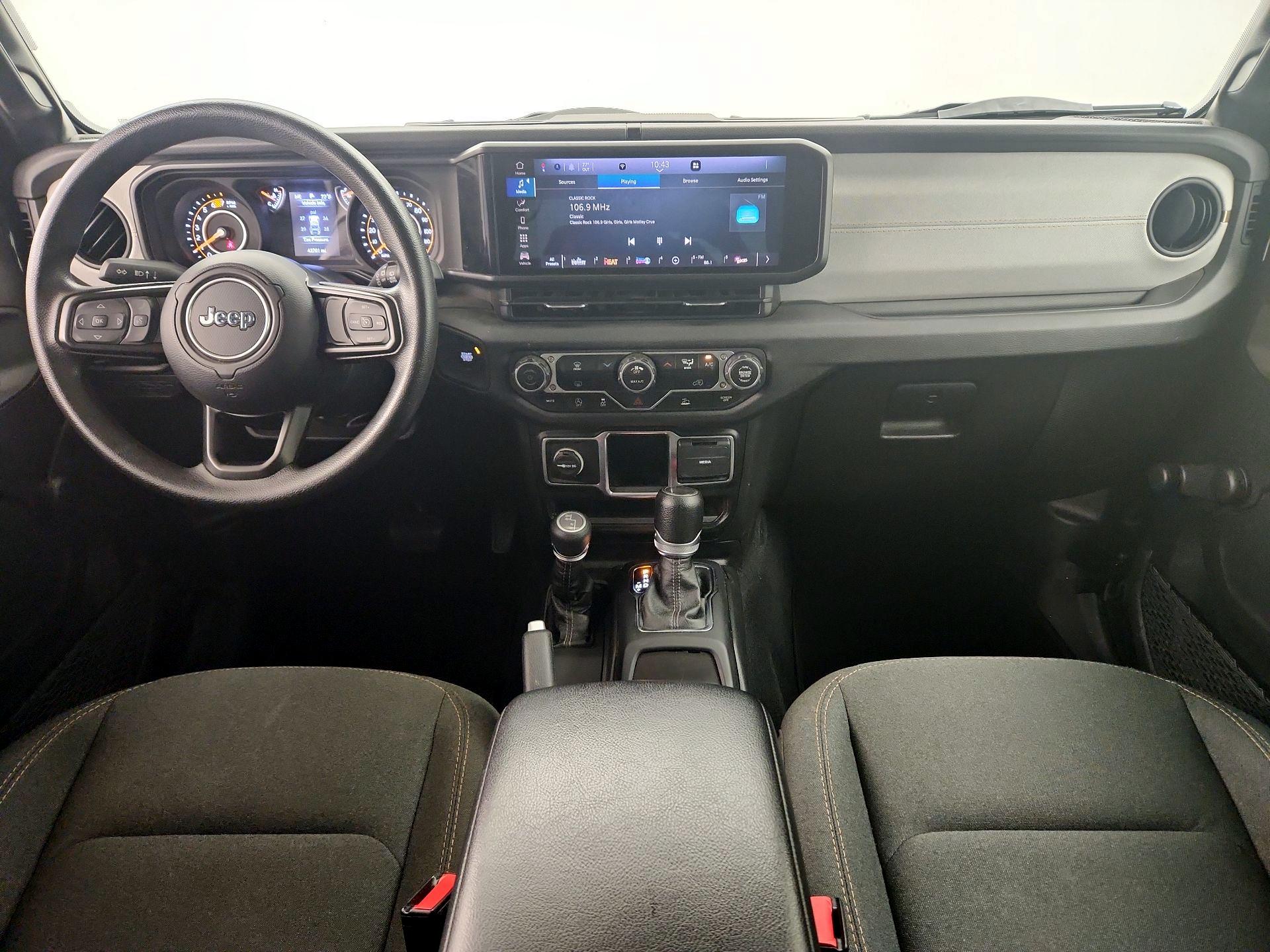 Thumbnail: 2024 Jeep Wrangler - 9