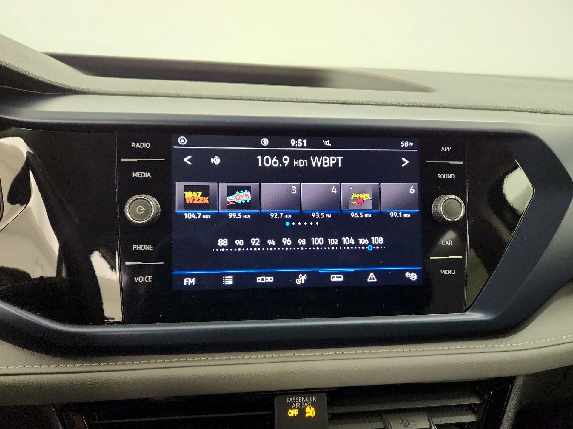 Thumbnail: 2024 Volkswagen Taos - 15