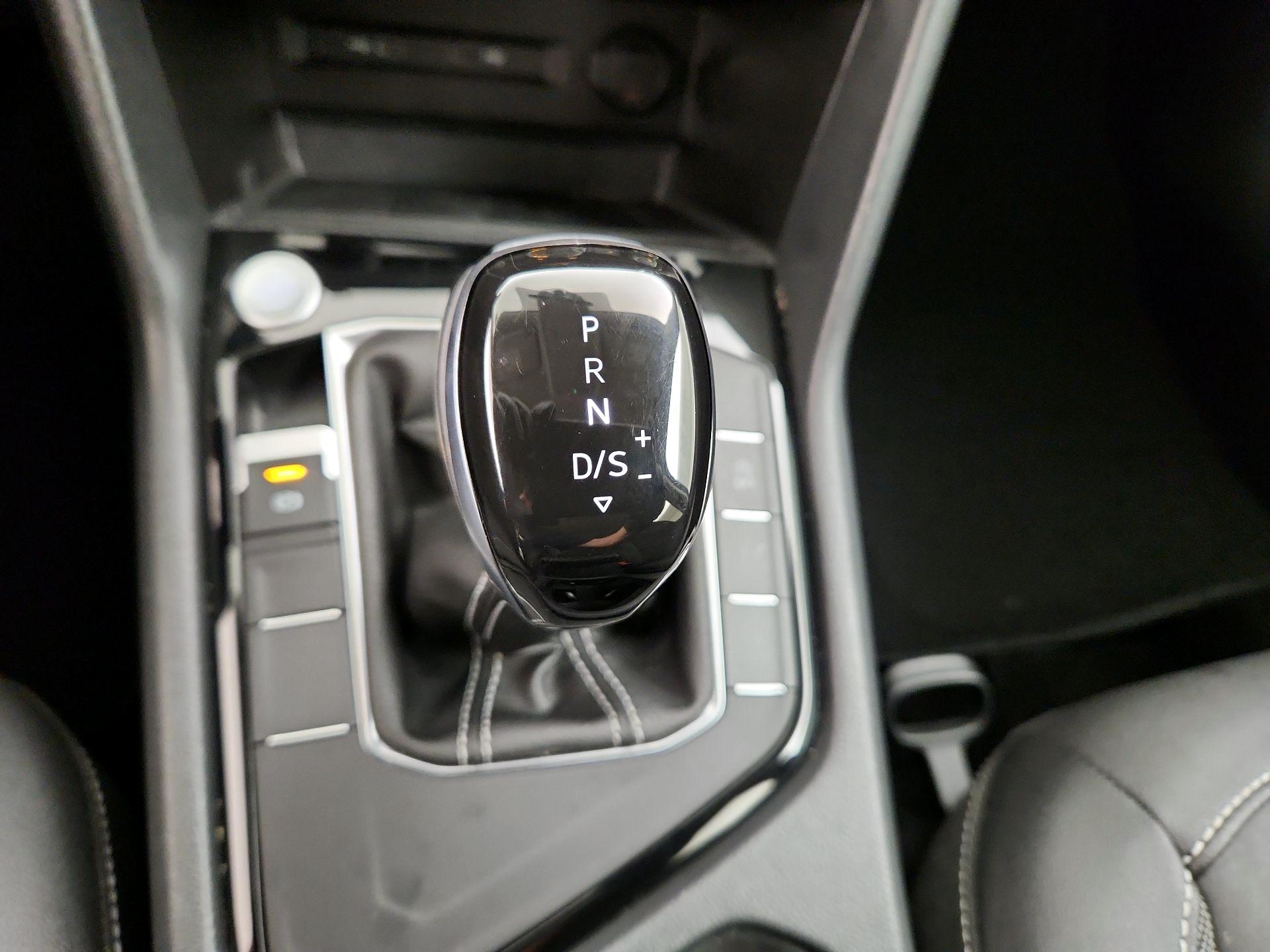 Thumbnail: 2024 Volkswagen Taos - 17