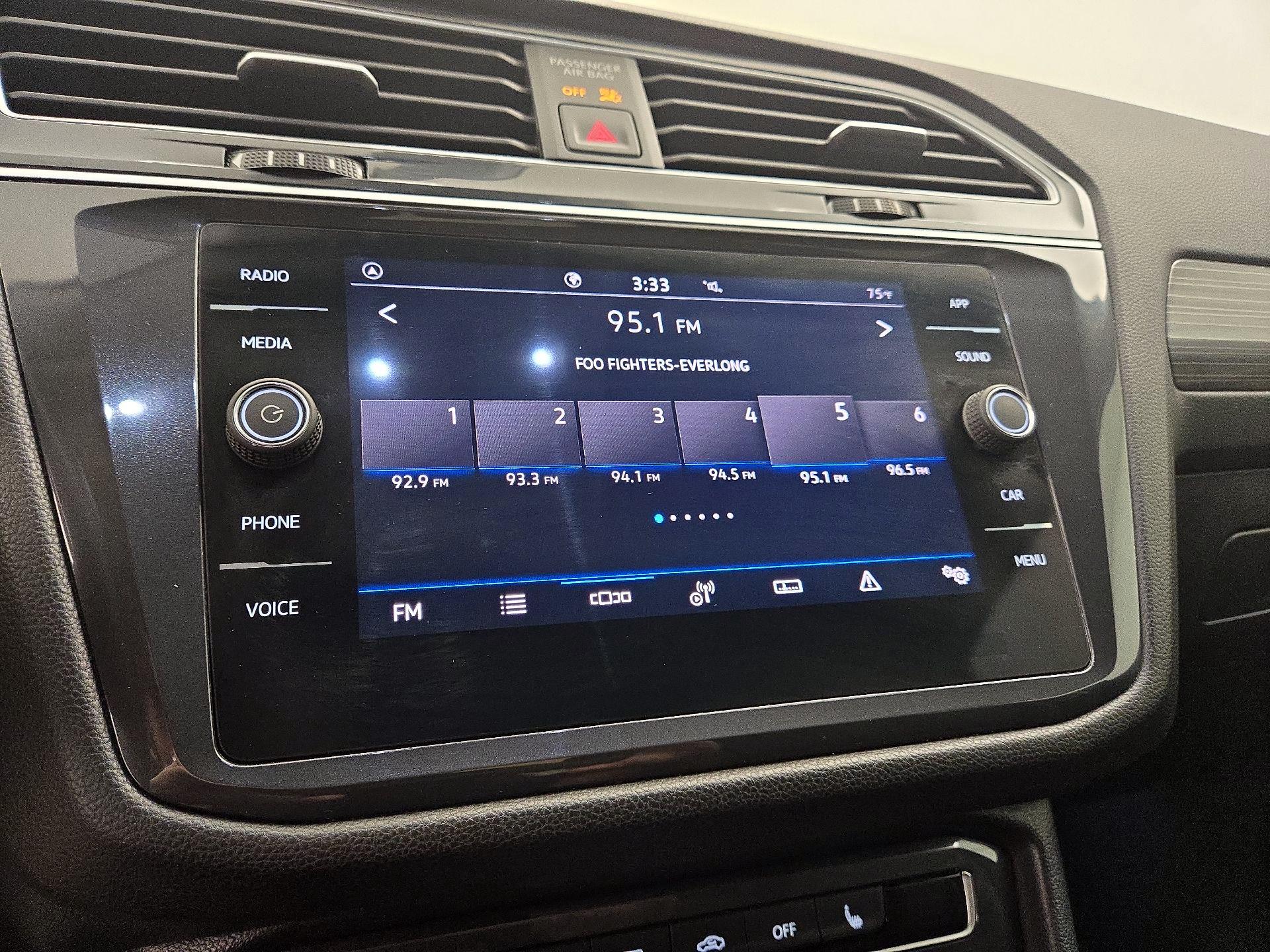 Thumbnail: 2024 Volkswagen Tiguan - 15