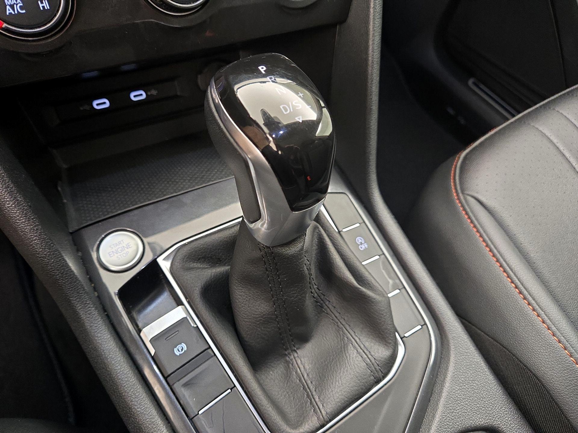 Thumbnail: 2024 Volkswagen Tiguan - 17