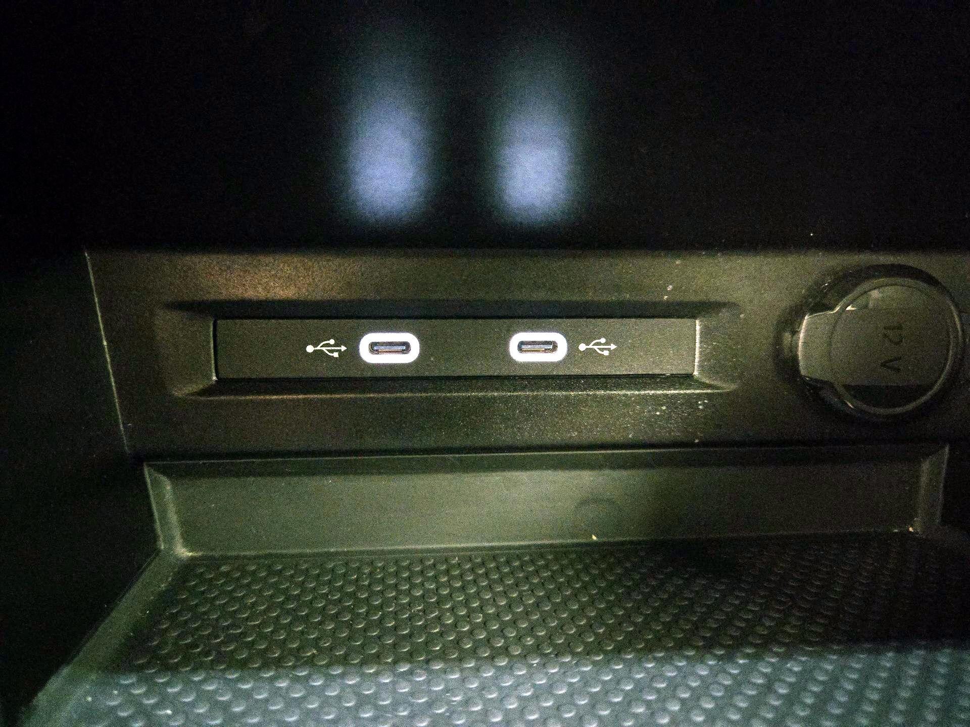 Thumbnail: 2024 Volkswagen Tiguan - 18