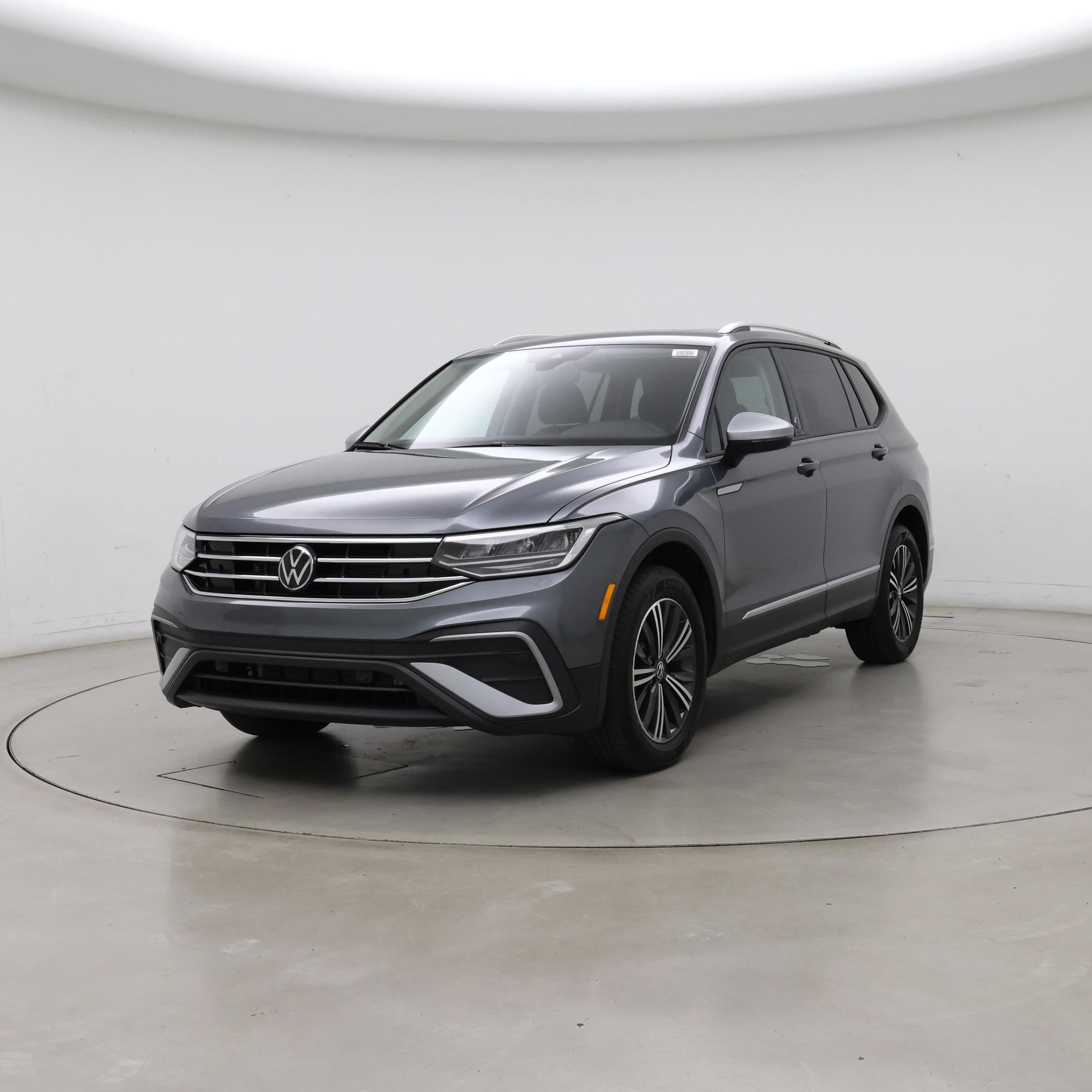 Thumbnail: 2024 Volkswagen Tiguan - 4