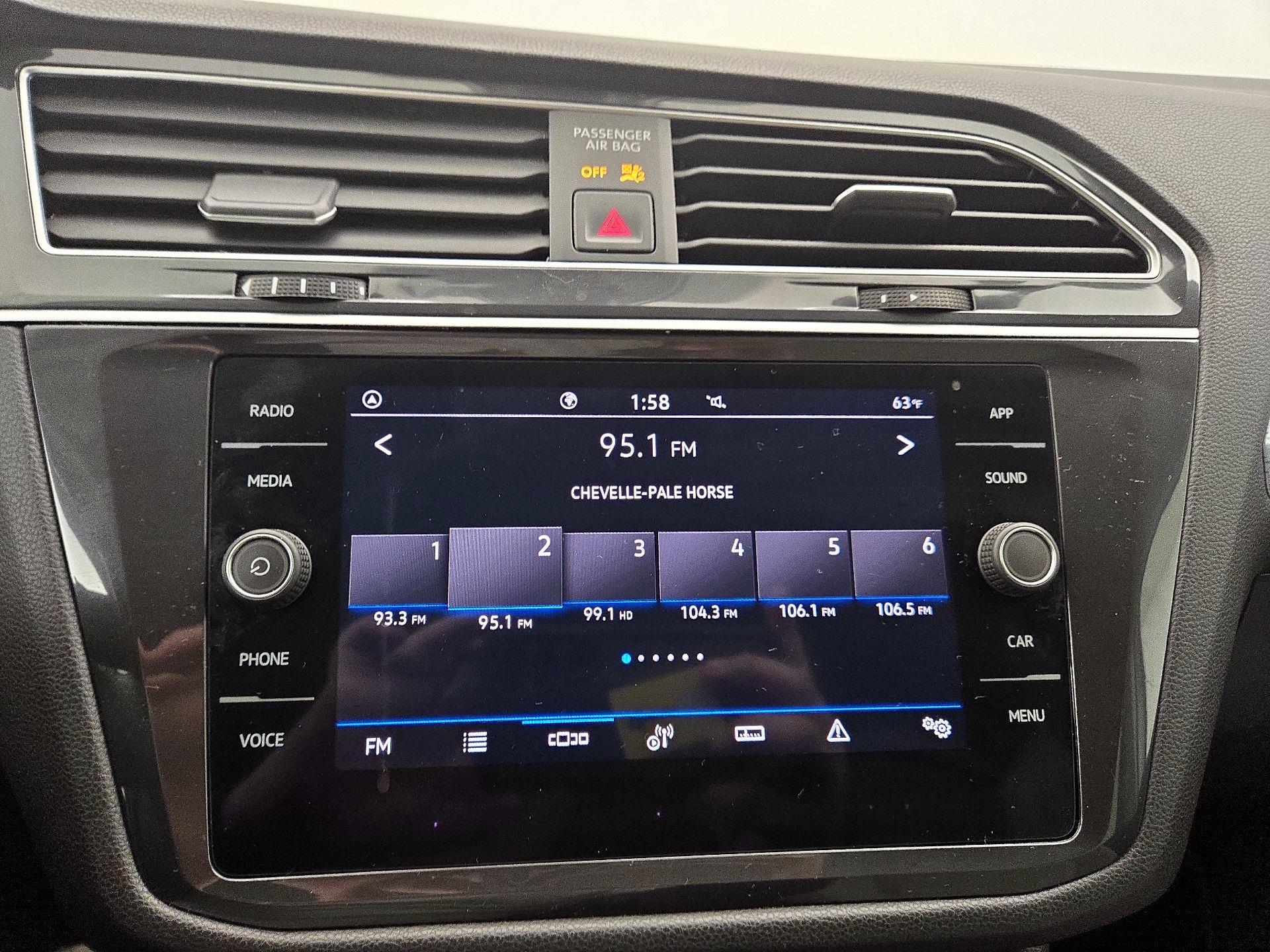 Thumbnail: 2024 Volkswagen Tiguan - 15