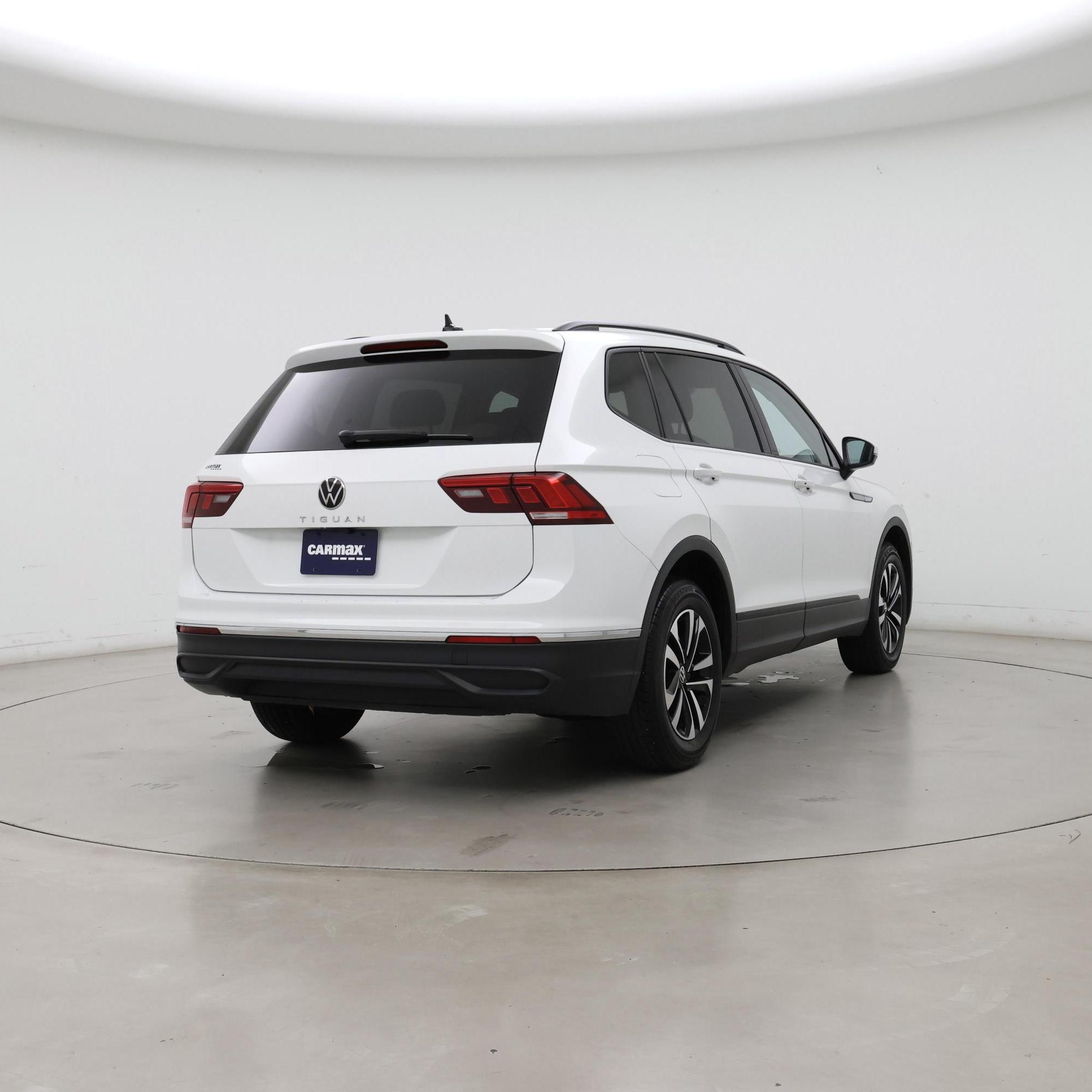 Thumbnail: 2024 Volkswagen Tiguan - 8